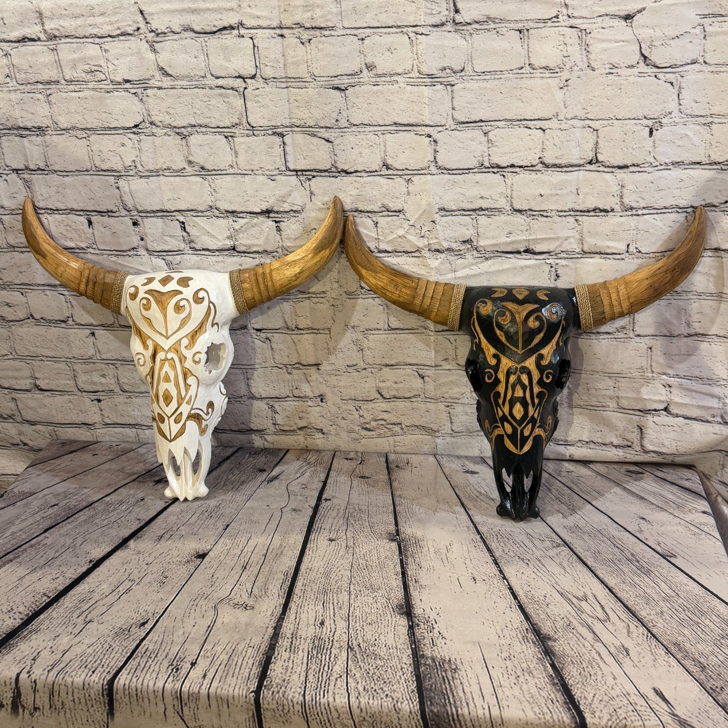 45cm x 45cm White Light Painted Wood Cow Skull Head Wall Mounted Art Shabby7