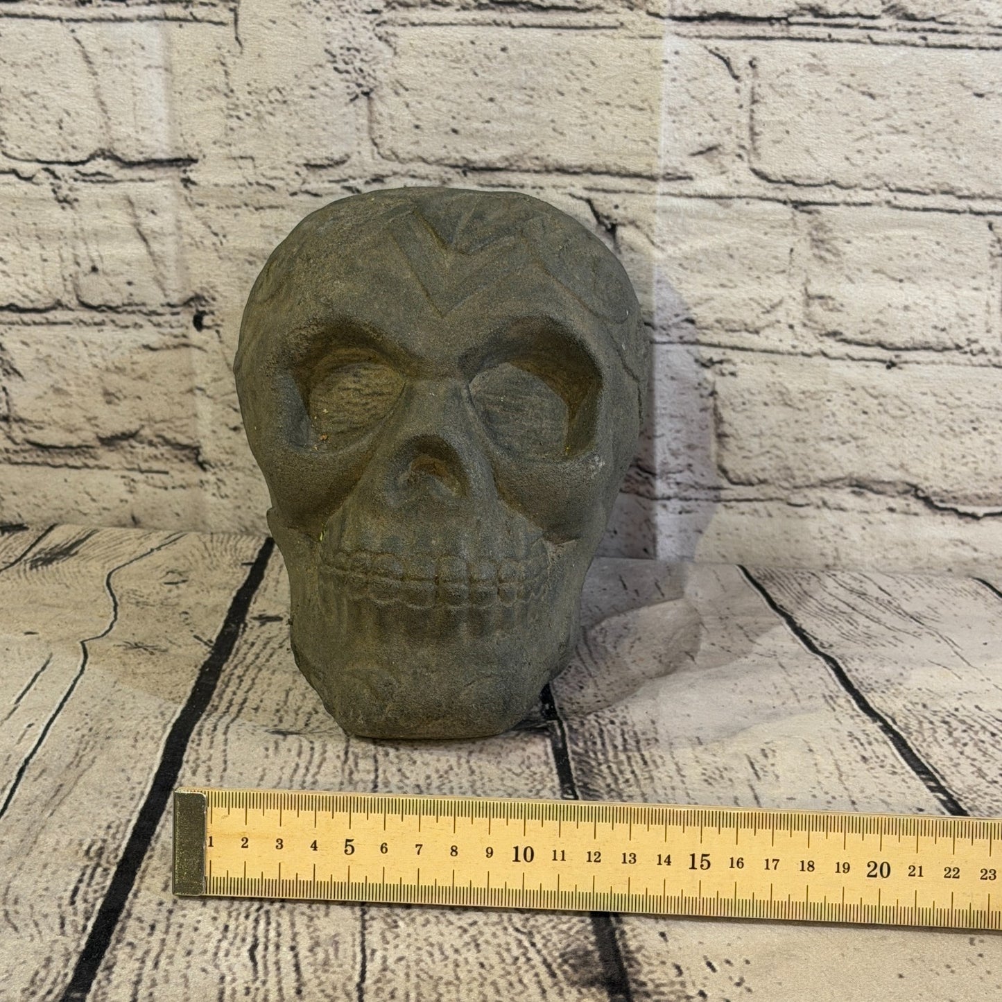 Celtic Knot Skull Stone Garden 20cm x 15cm Ornament Indoor Statue Hindu7