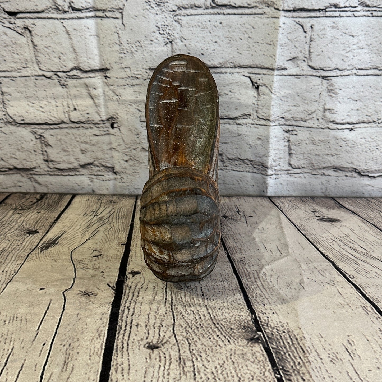 18cm Brown Polish Nautilus Shell Ornament Decor Carved Light Wood Parcel Figure