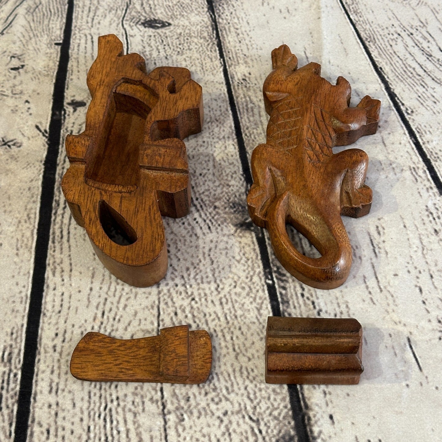 Carved Gecko Lizard 4 Bit Wooden Puzzle Box Secret Box Magic Trinket Handmade