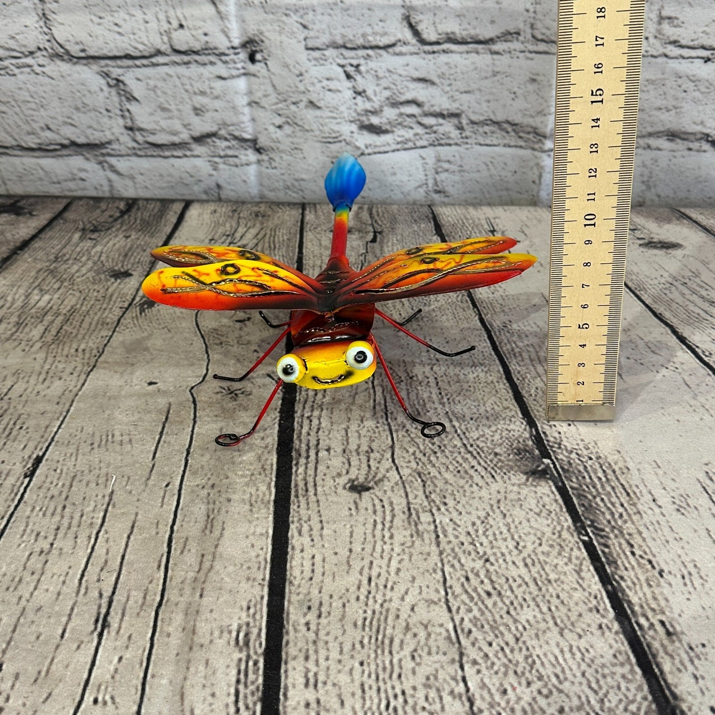 20cm x 15cm Yellow Dragonfly Bug Metal Tin Wall Hanging Ornament Painted Statue