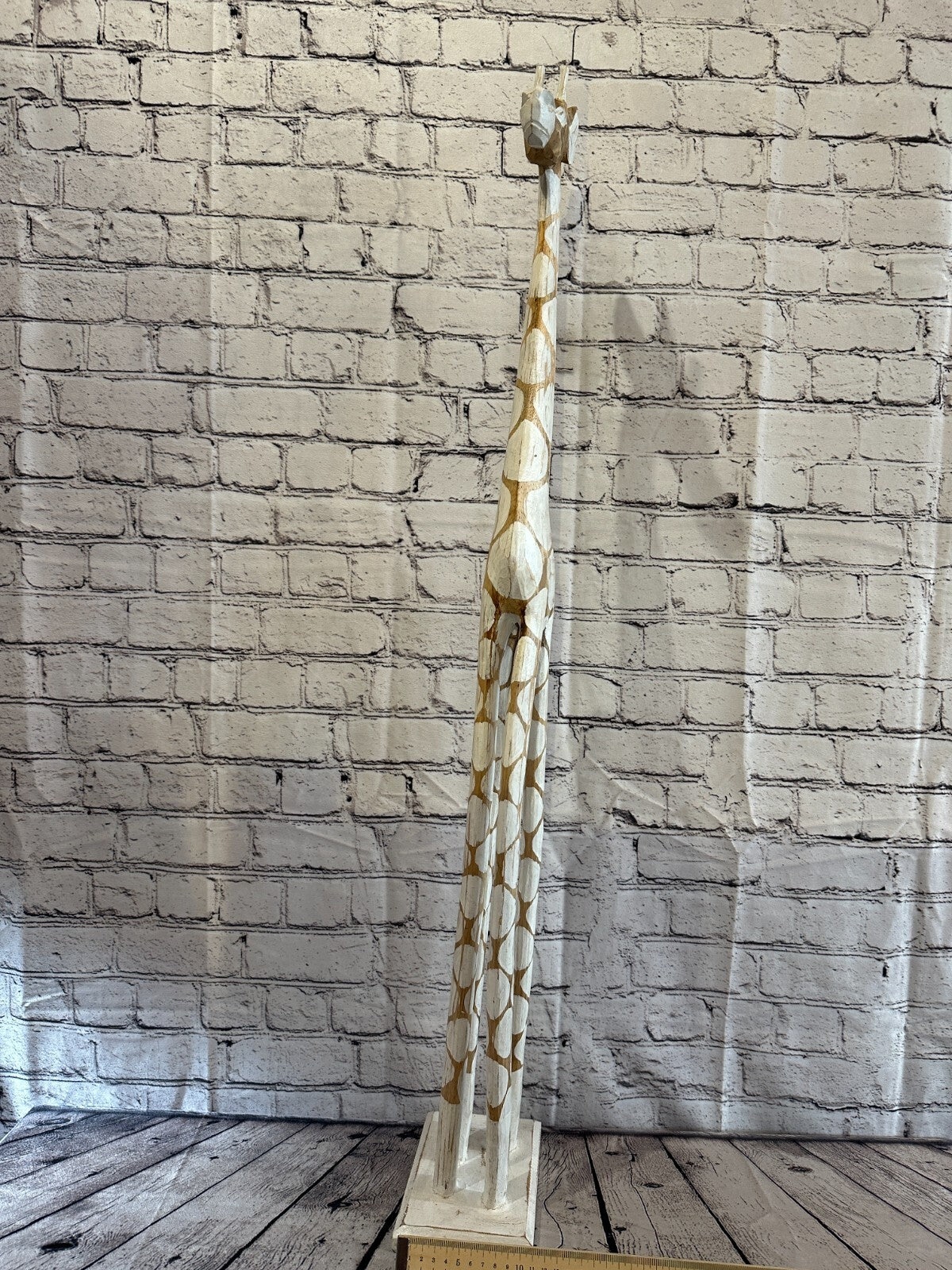 100cm White Dot Painted Wood Giraffe Tall Statue Wood Modern Hand Carved Painted