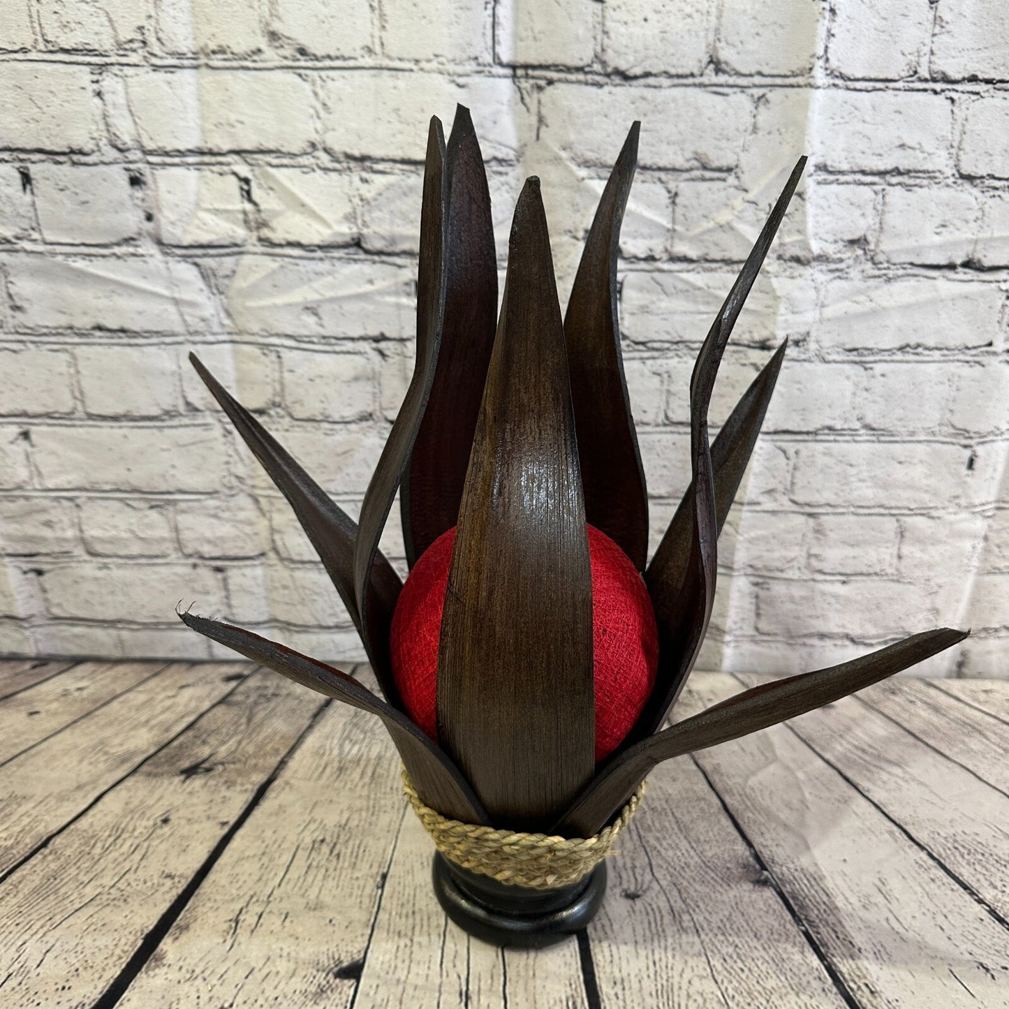 Red Brown Leaf Natural 45cm Tall Leaf Lamp Twist LED UK Mains Plug Design 6
