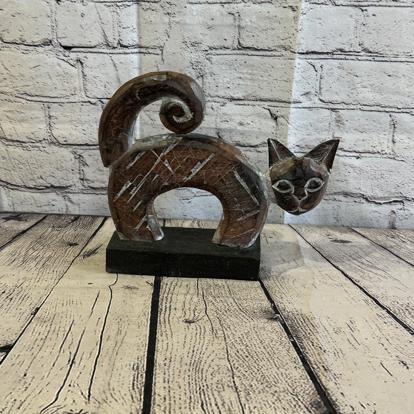 22cm x 20cm Wooden Tribal Primitive Black Cat Stand Sculpture Statue Art