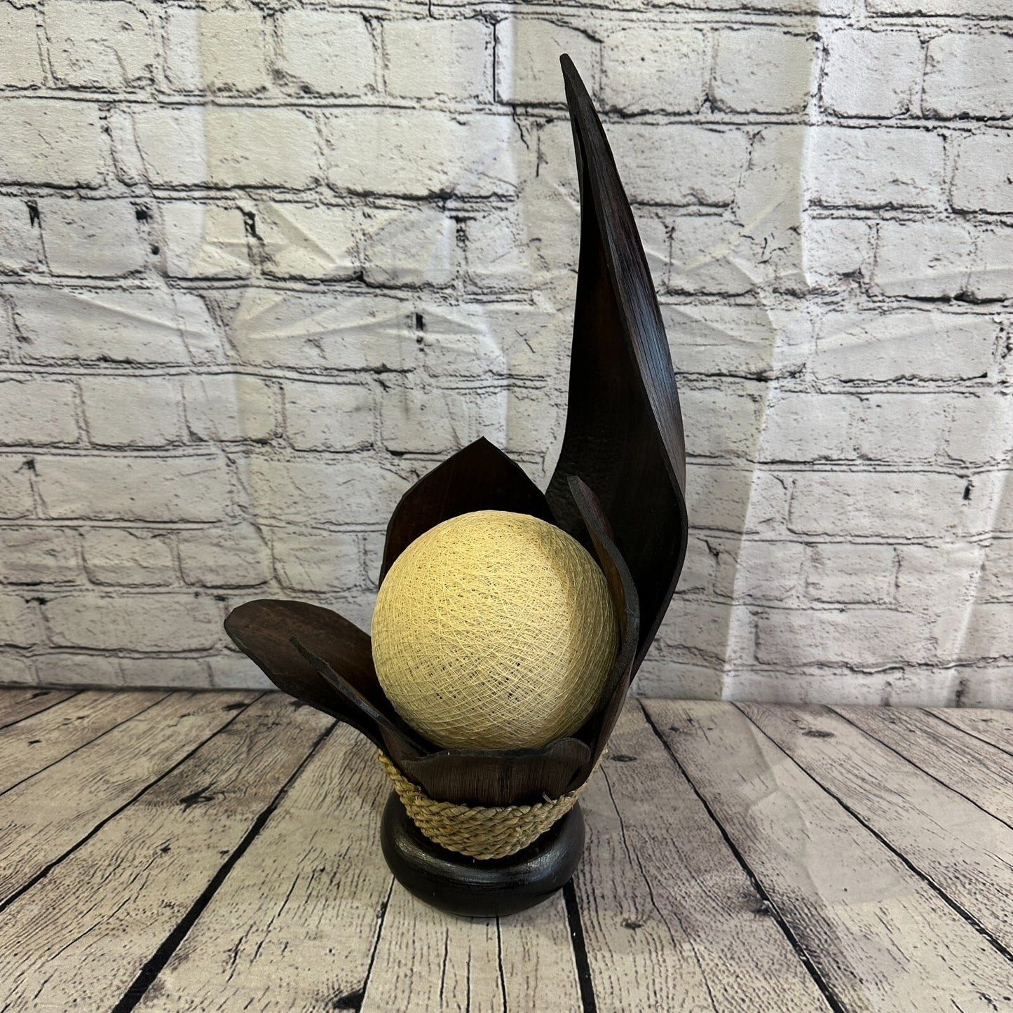 White Brown Leaf Natural 45cm Tall Leaf Lamp Twist LED UK Mains Plug Design 7