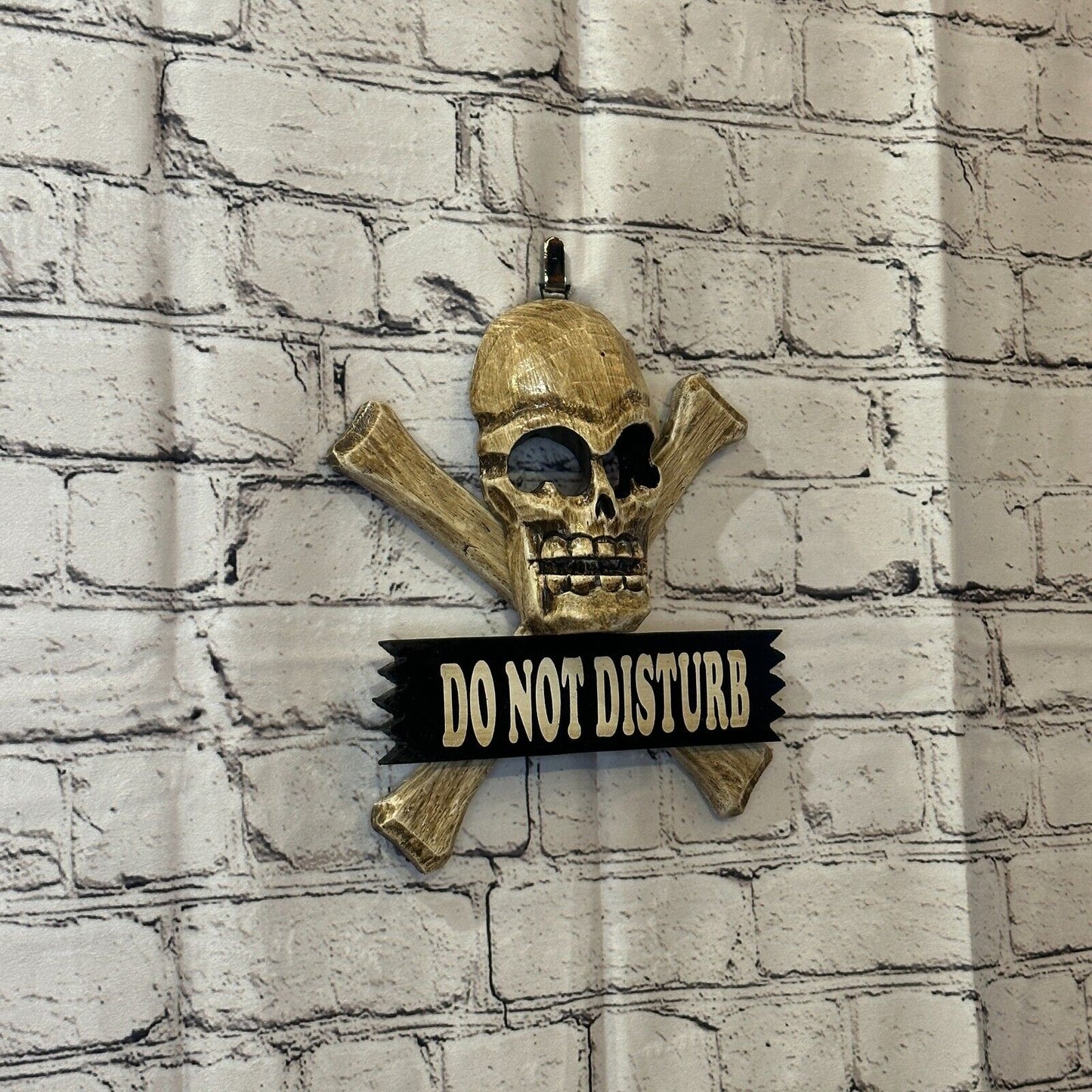 Skull & Crossbones Do Not Disturb Pirate Sign Door Plaque 20cm x 20cm Handmade