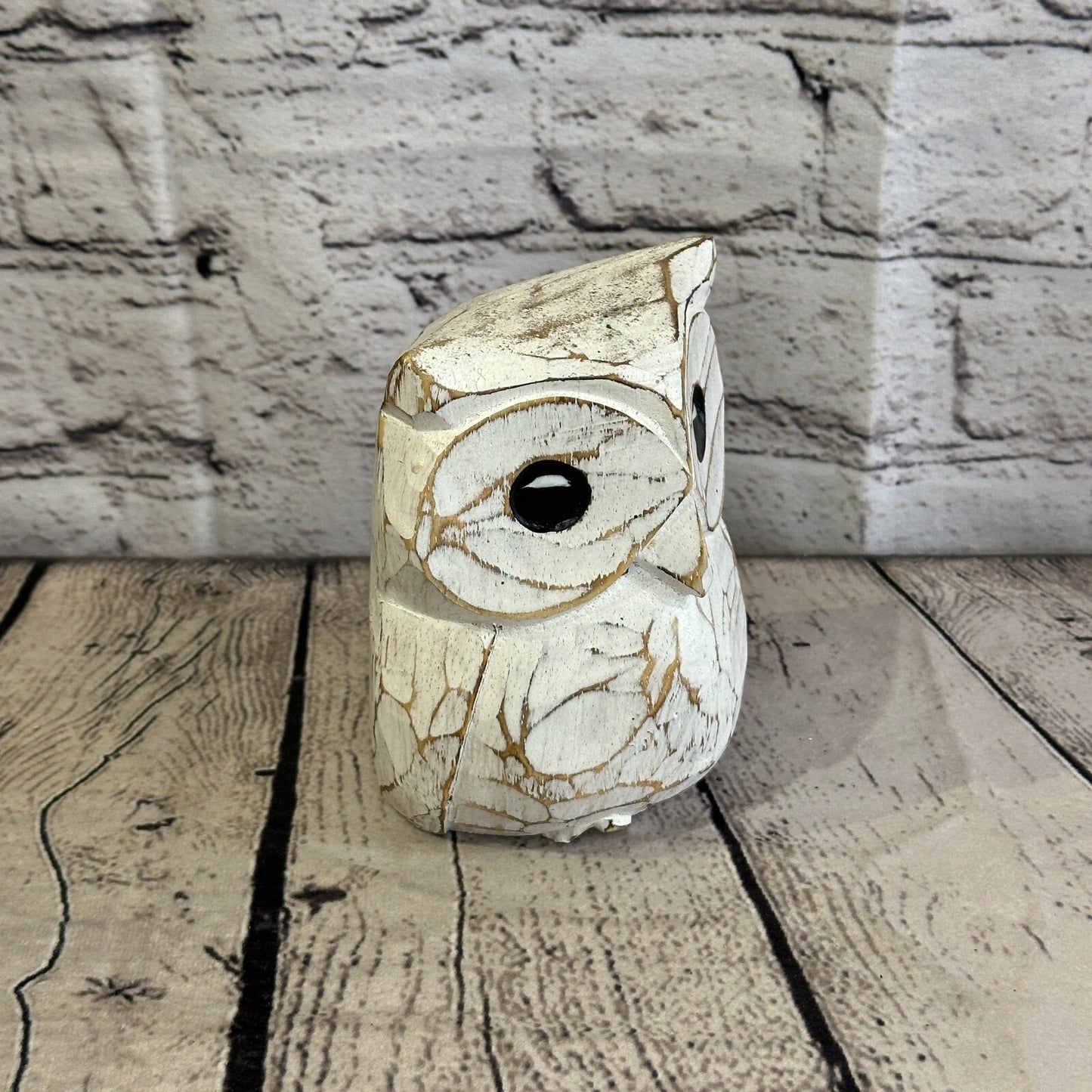 12cm x 10cm White Flower Wooden Shabby Owl Statue Ornament Fair Trade Handcarved