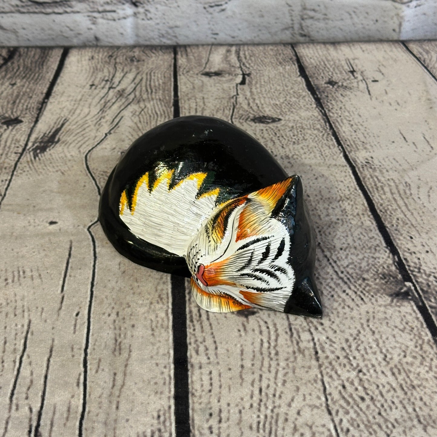 14cm Black Style Painted Wooden Hand Carved Snoozing Cat Sleeping Cat Wooden