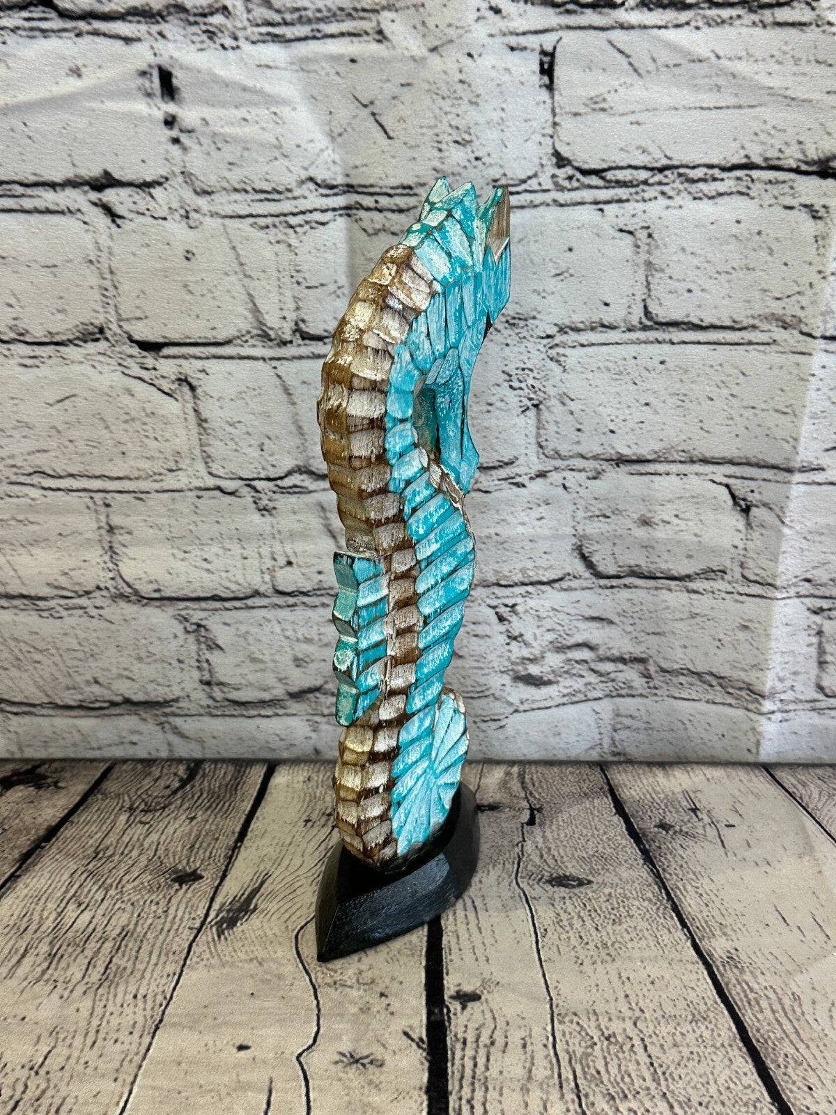 30cm Green Brown Wooden Shabby Seahorse Statue Ornament Fair Trade Handcarved