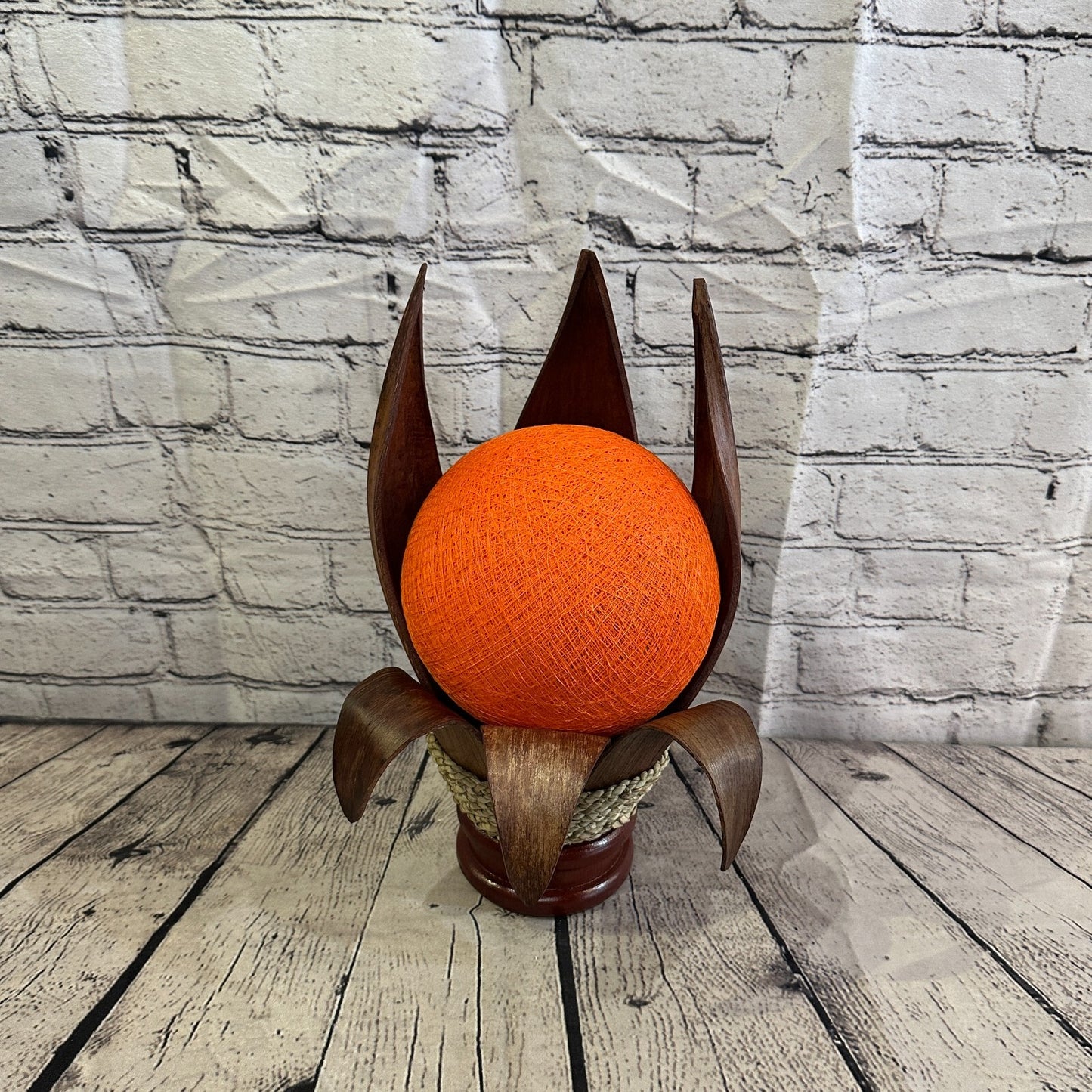 Orange Light Brown Natural 35cm Tall Leaf Lamp Twist LED UK Mains Plug Design 3