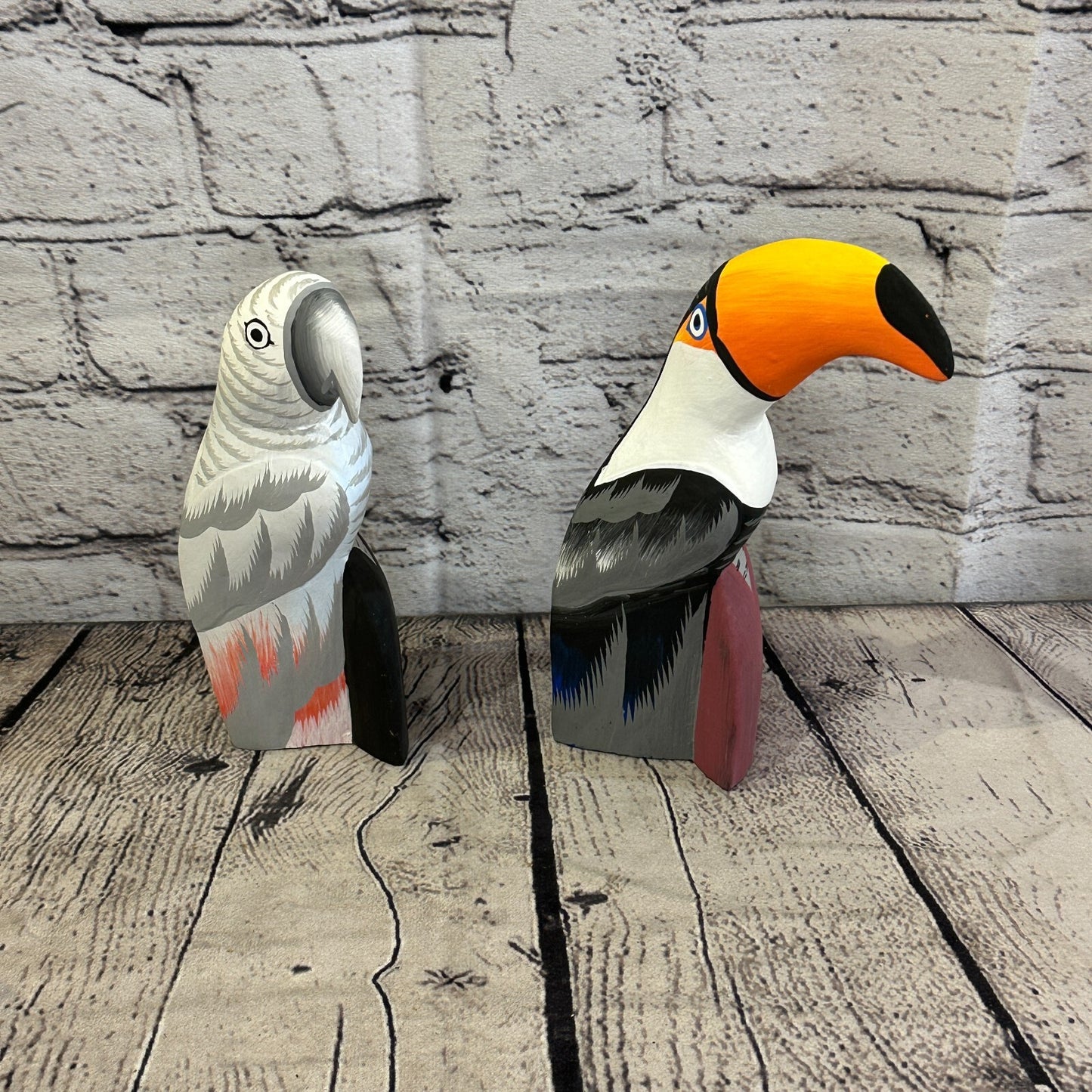 20cm Grey Parrot Bird Ornament Statue Fair Trade Hand Made Carved Wood