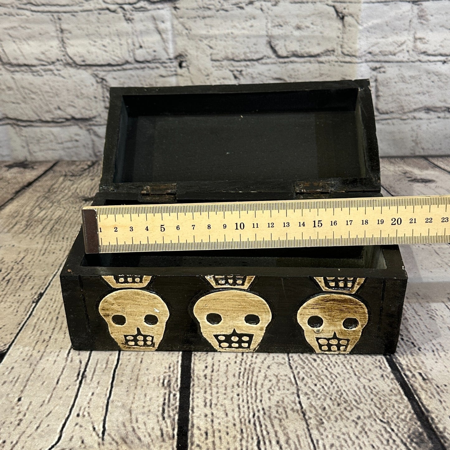 20cm x 10cm x 10cm Square Wooden Gothic Skeleton Skull Coffin Jewellery Box