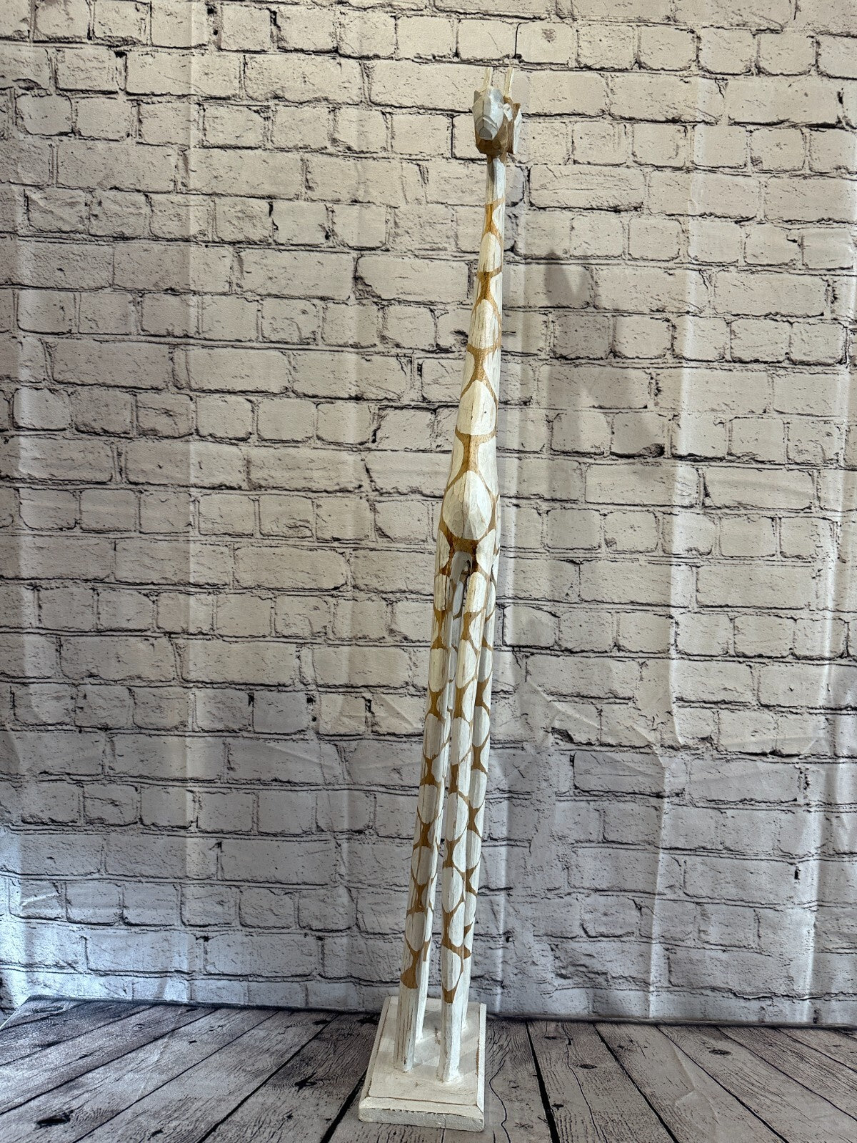 100cm White Dot Painted Wood Giraffe Tall Statue Wood Modern Hand Carved Painted