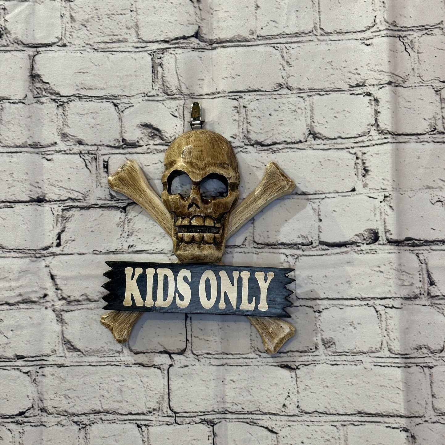 Skull & Crossbones Kids Only Pirate Sign Door Plaque 20cm x 20cm Handmade