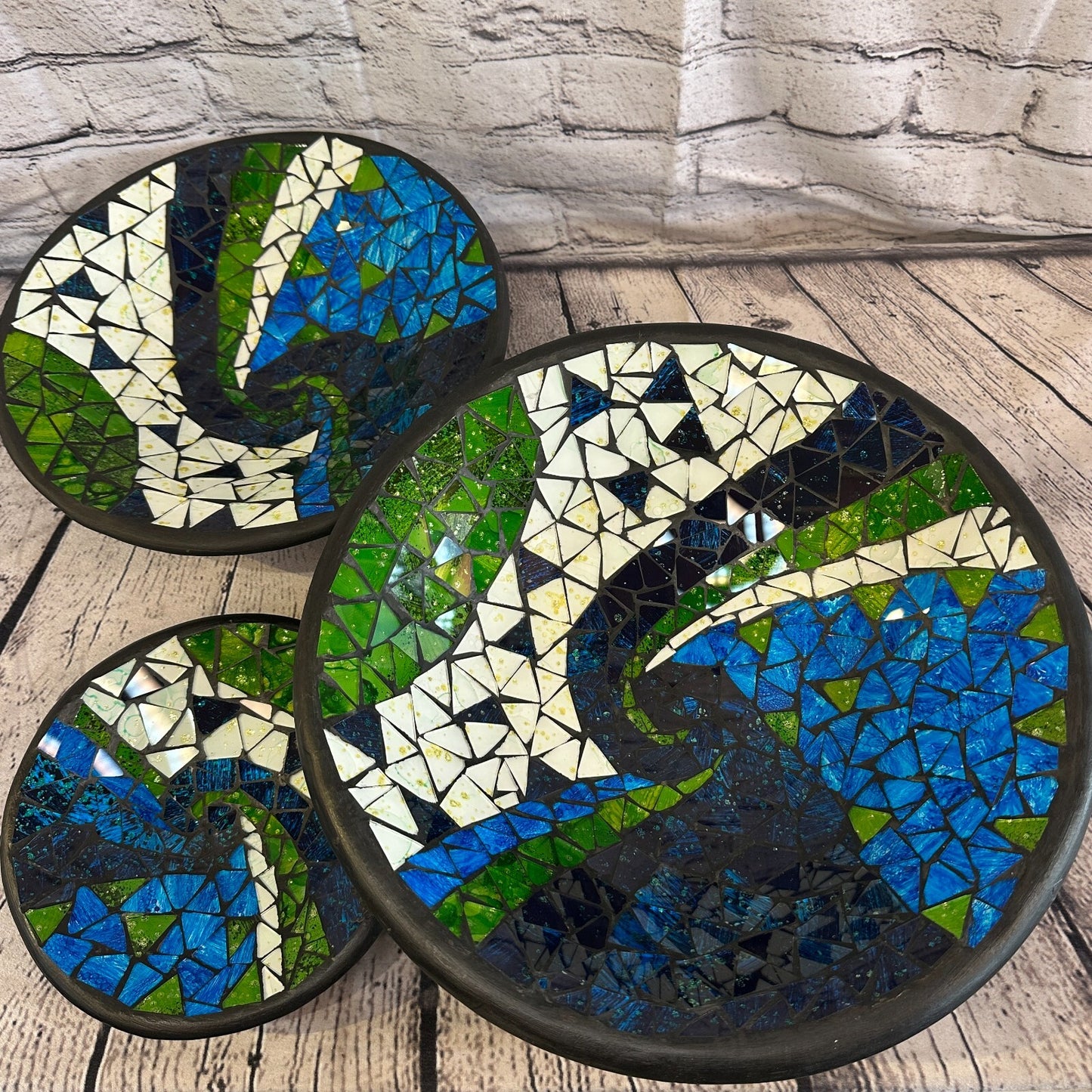 28cm Blue Green Swirl Round Mosaic Handmade Ceramic Glass Tile Bowl Fruit