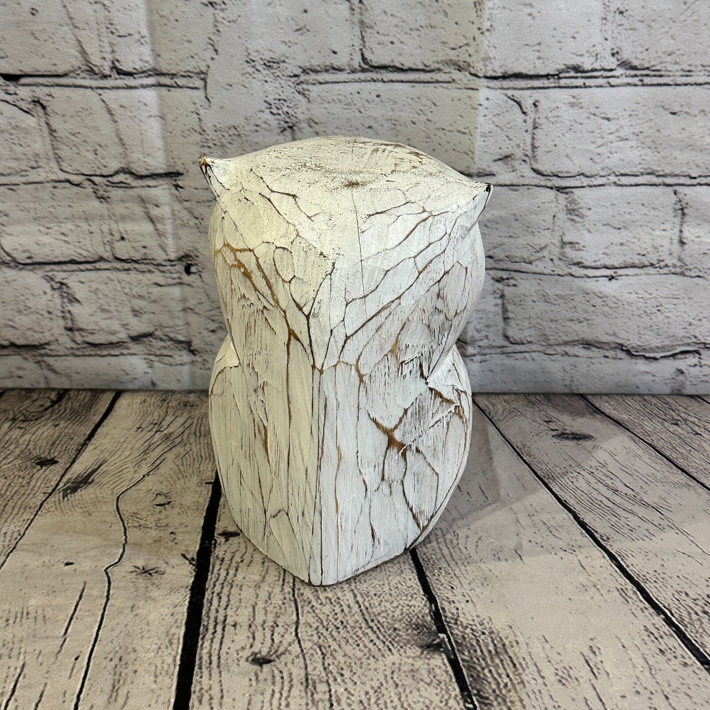 20cm x 15cm White Flower Wooden Shabby Owl Statue Ornament Fair Trade Handcarved