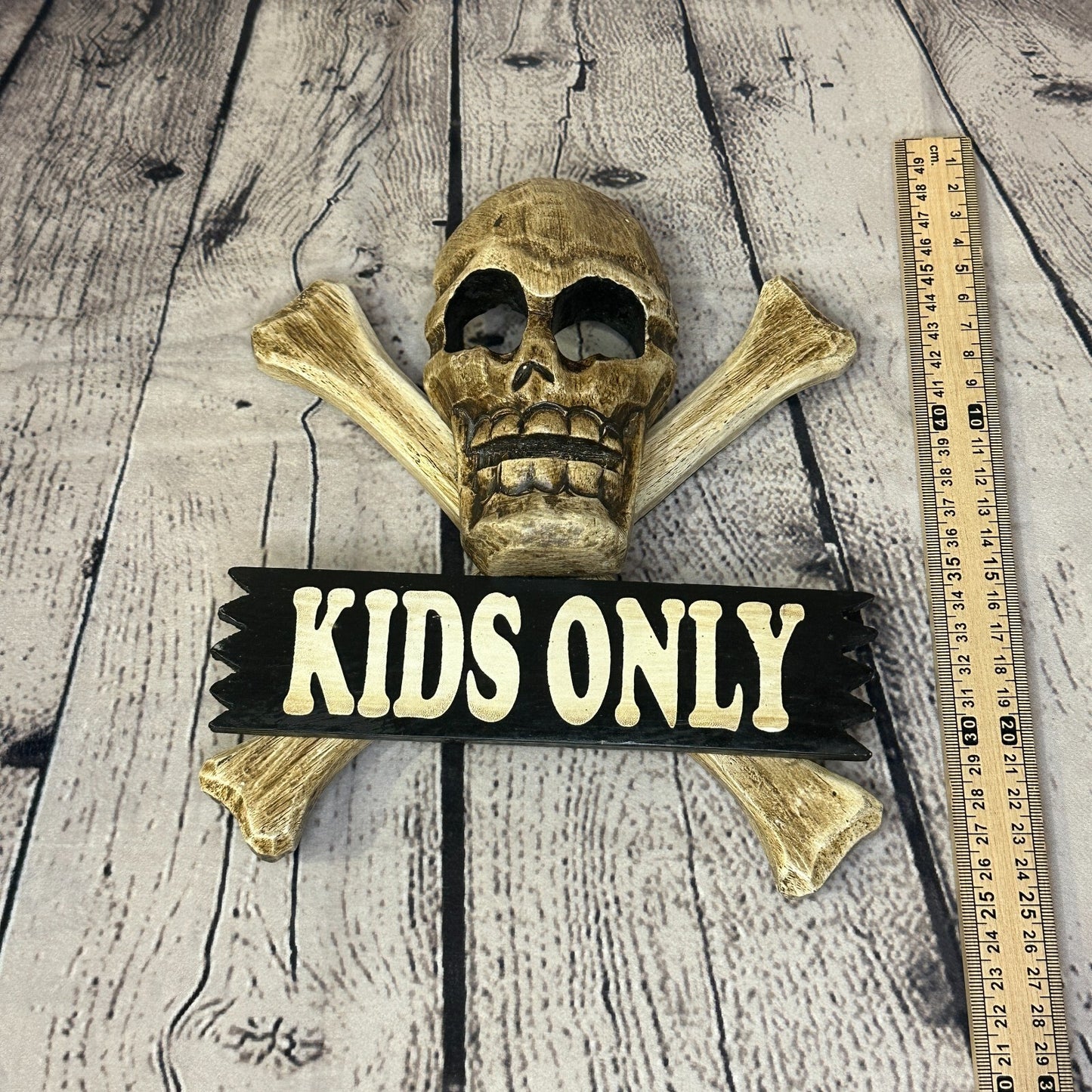 Skull & Crossbones Kids Only Pirate Sign Door Plaque 20cm x 20cm Handmade