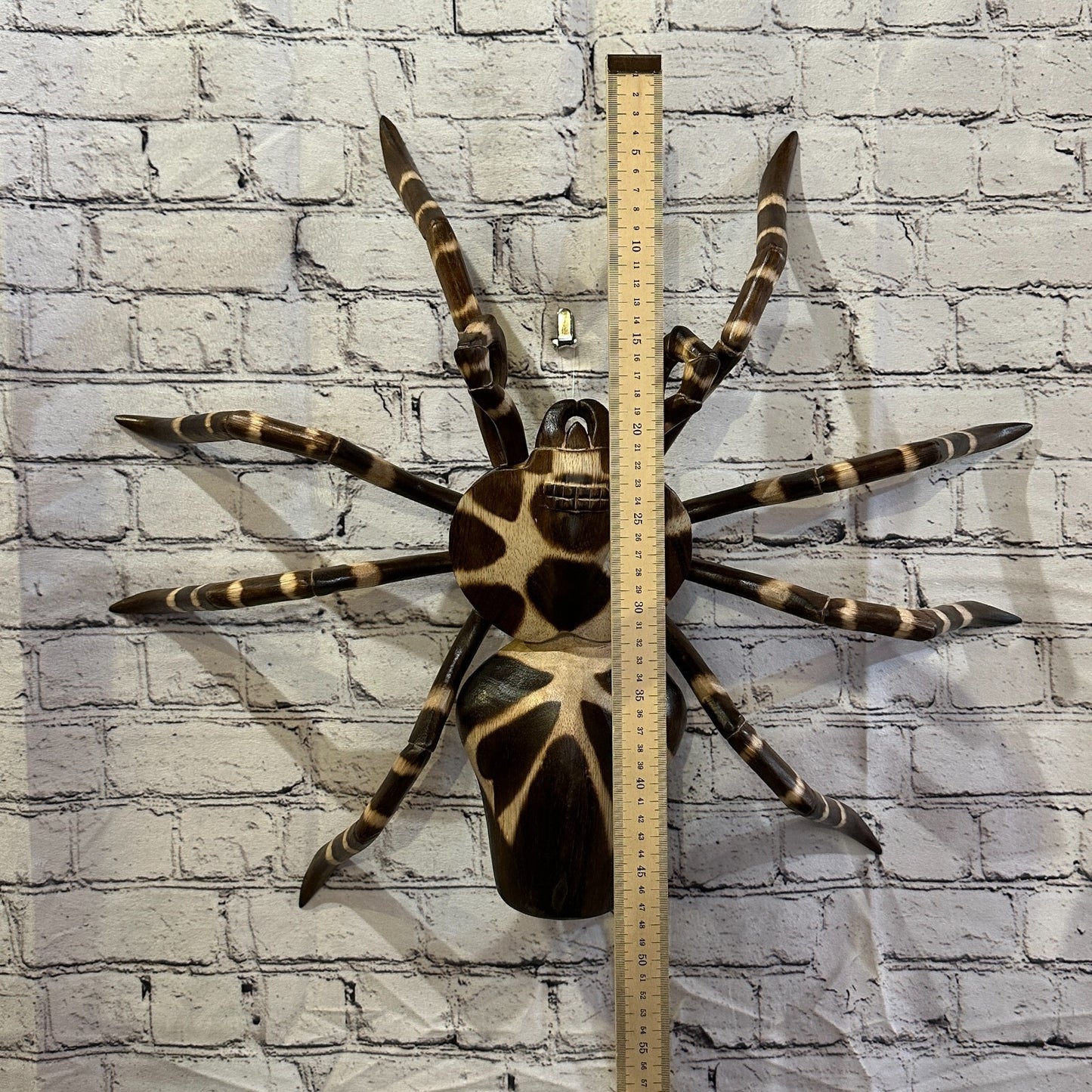 50cm x 45cm Wooden Spider Carving Hand Carved Walking Spider Tarantula Statue