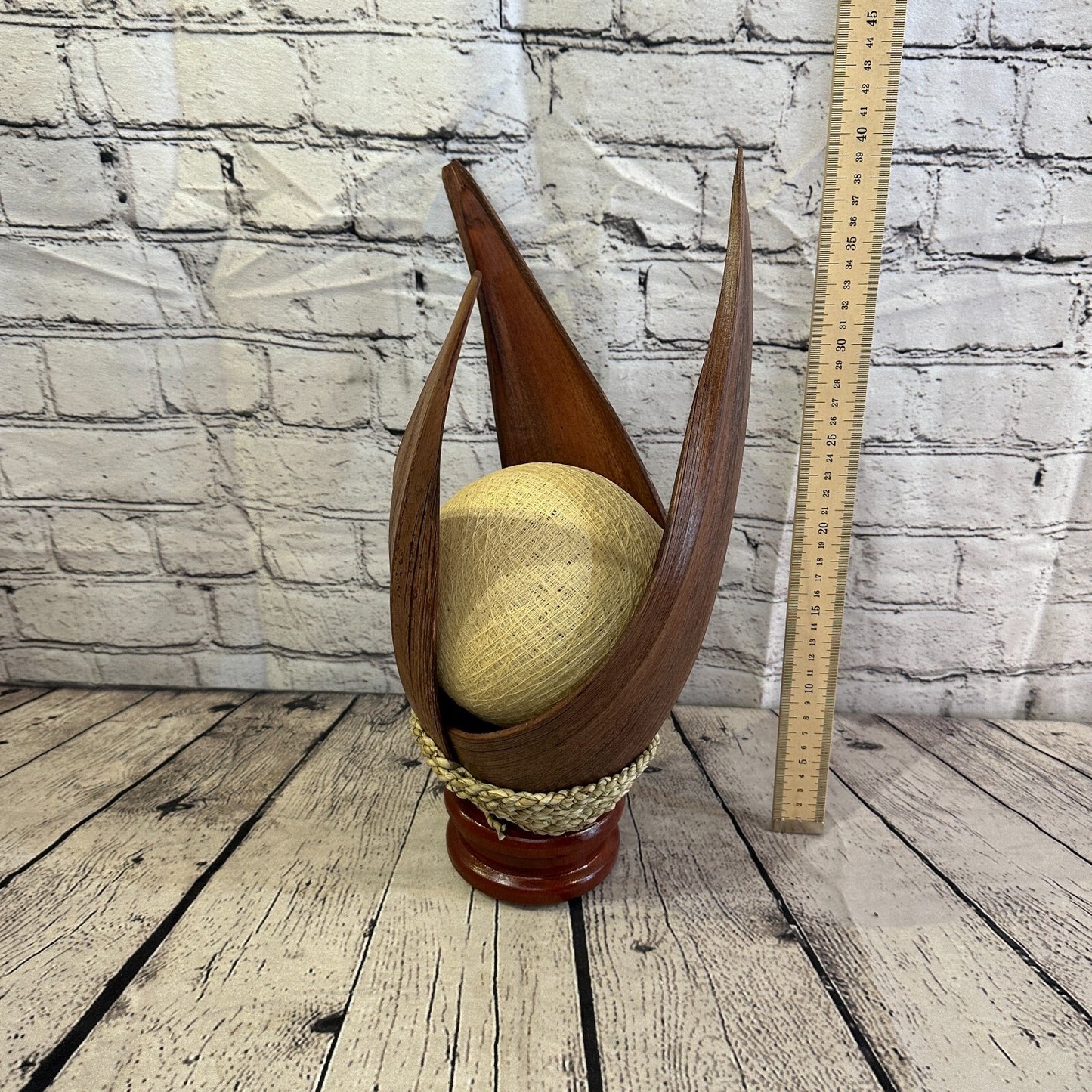 White Light Brown Natural 40cm Tall Leaf Lamp Twist LED UK Mains Plug Design 1