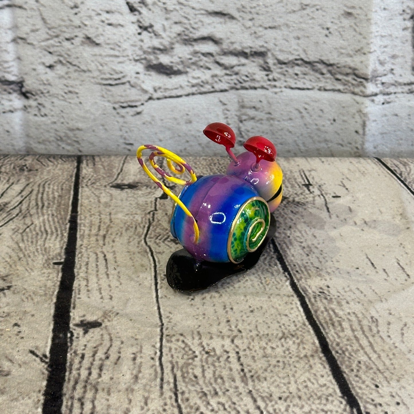 10cm x 7cm Purple Snail Bug Cartoon Postcard Holder Ornament Painted Statue