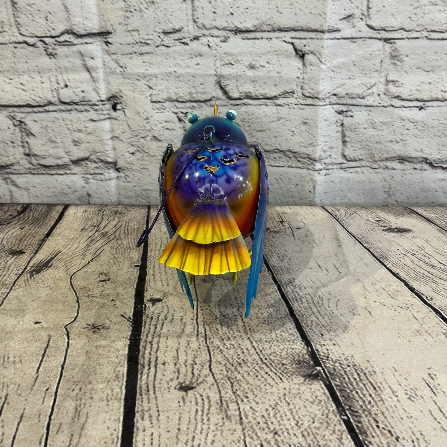 15cm x 15cm Bright Blue Bird Metal Tin Wall Hanging Ornament Painted Statue