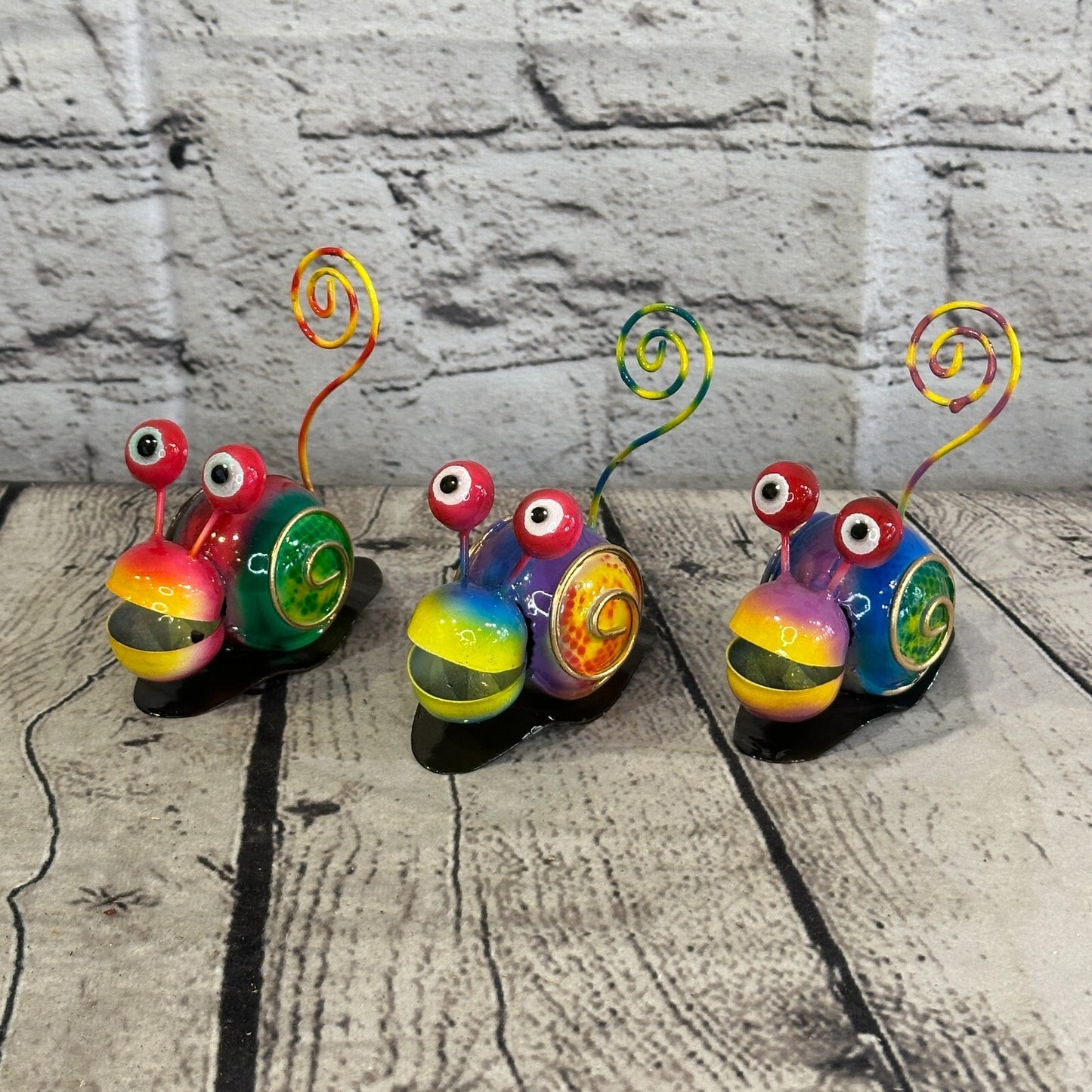 10cm x 7cm Pink Snail Bug Cartoon Postcard Holder Ornament Painted Statue