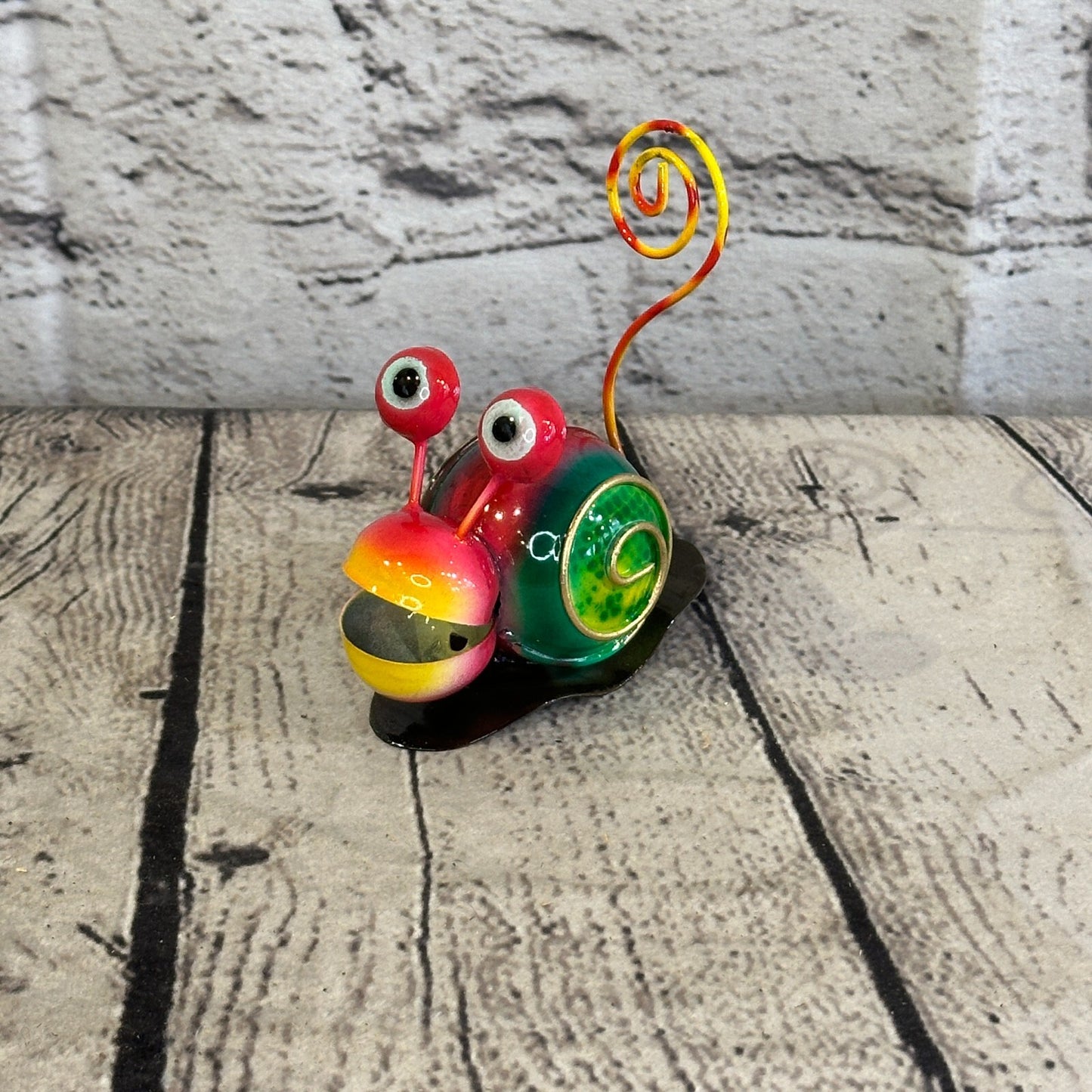 10cm x 7cm Pink Snail Bug Cartoon Postcard Holder Ornament Painted Statue