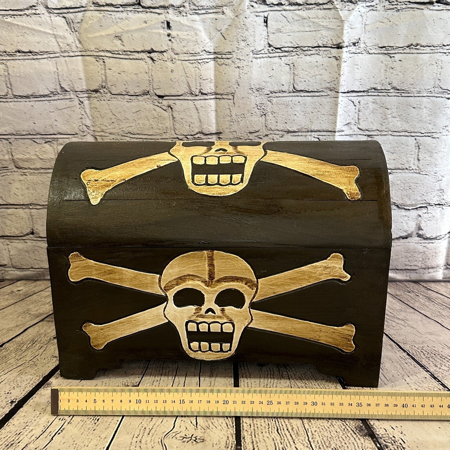 38cm x 30cm x 22cm Skull Bones Wood Box Wooden Chest Storage Craft Handles Lid