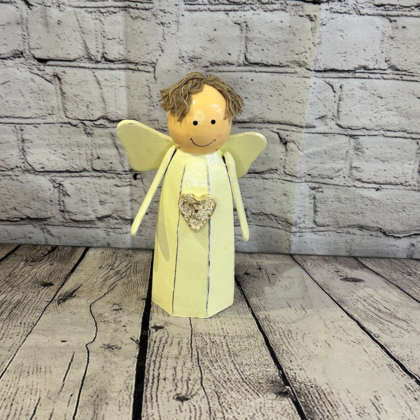 20cm x 8cm White Cream Angel Gold Heart Handcrafted Wood Xmas Christmas Ornament