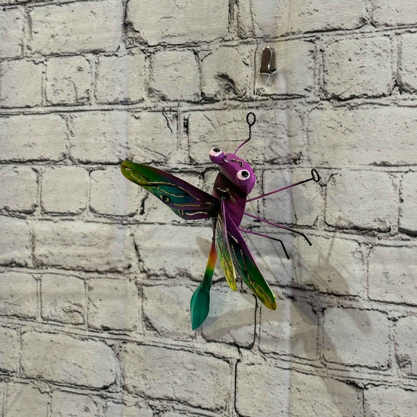 20cm x 15cm Pink Dragonfly Bug Metal Tin Wall Hanging Ornament Painted Statue