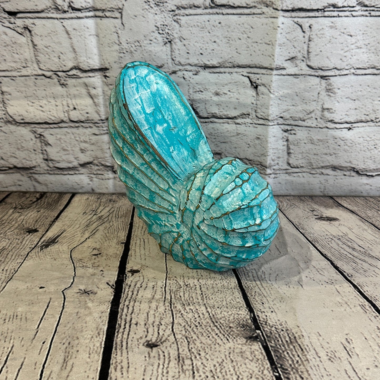 18cm Green Polish Nautilus Shell Ornament Decor Carved Light Wood Parcel Figure