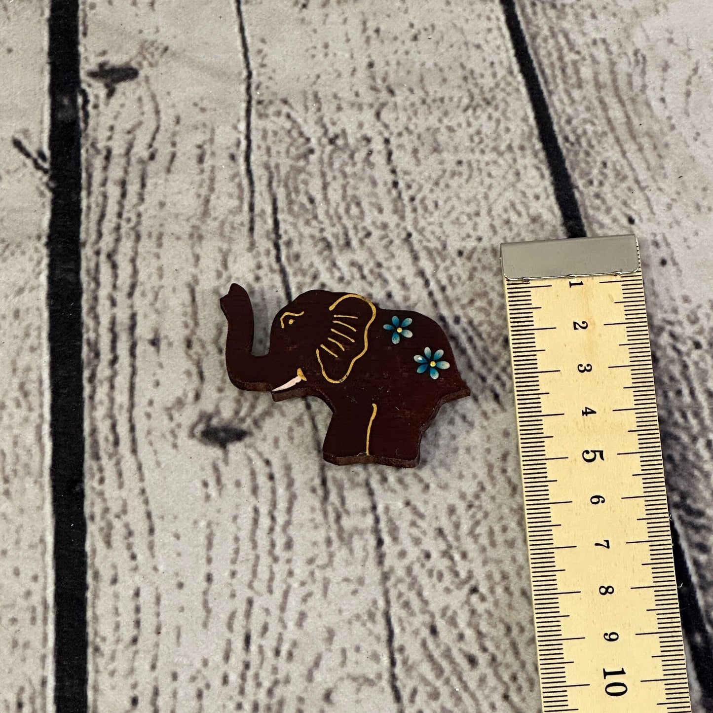 Elephant Wooden Animal Fridge Magnet Cartoon Magnetic Note Holder Novelty
