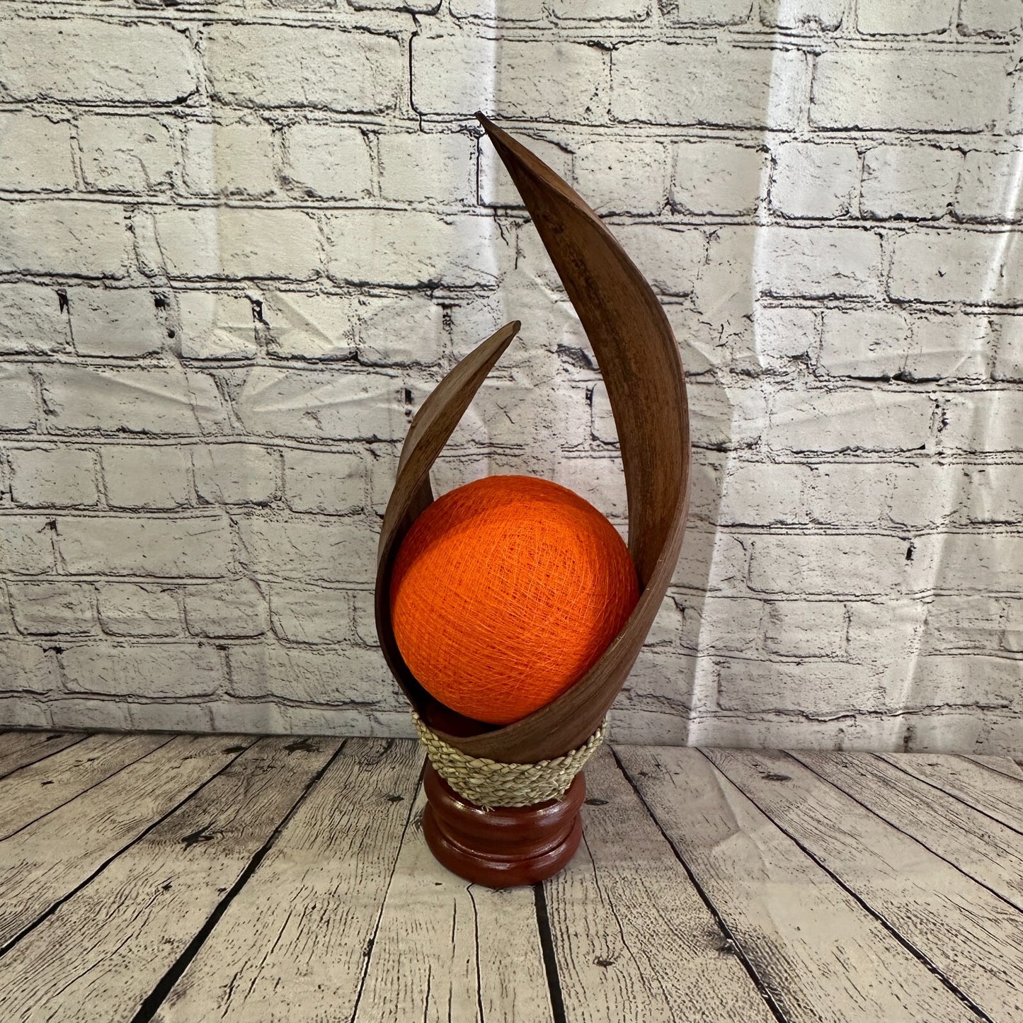 Orange Light Brown Natural 55cm Tall Leaf Lamp Twist LED UK Mains Plug Design 2