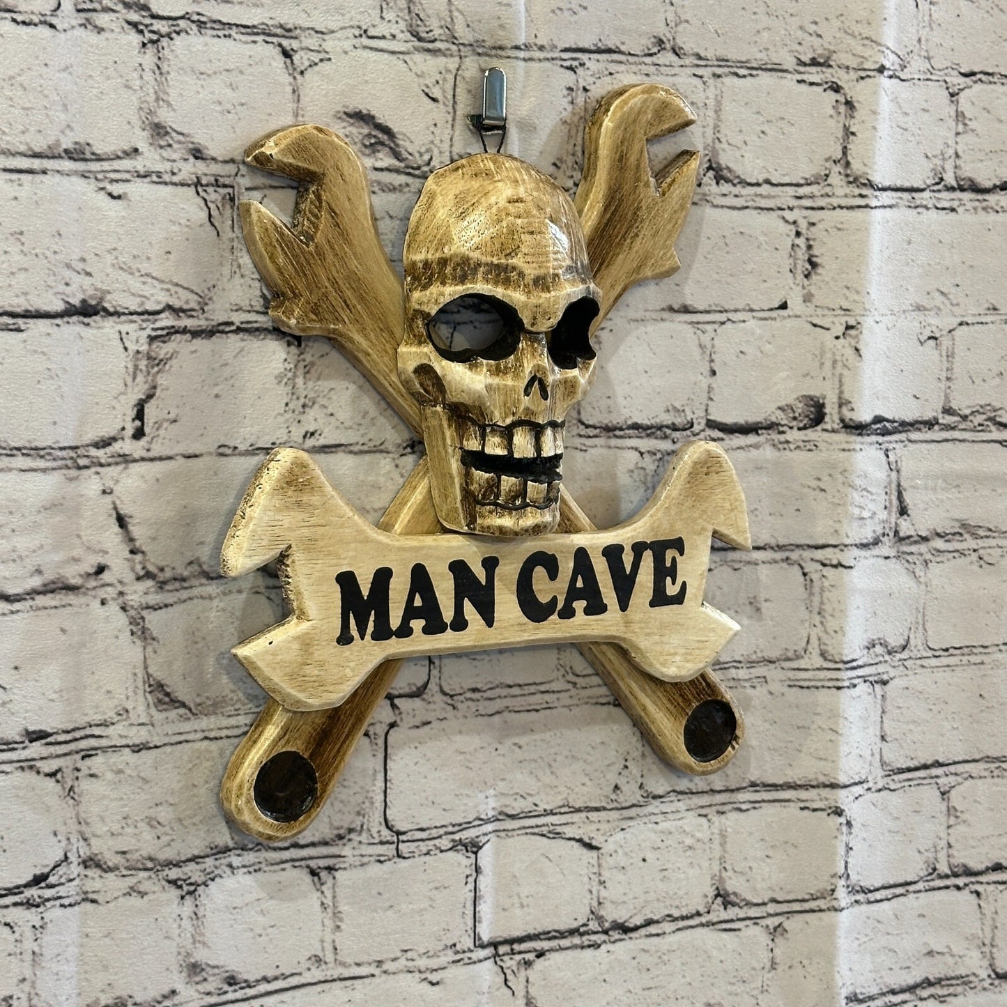 Skull & Crossbones Man Cave Mechanic Pirate Sign Door Plaque 30cm x 25cm