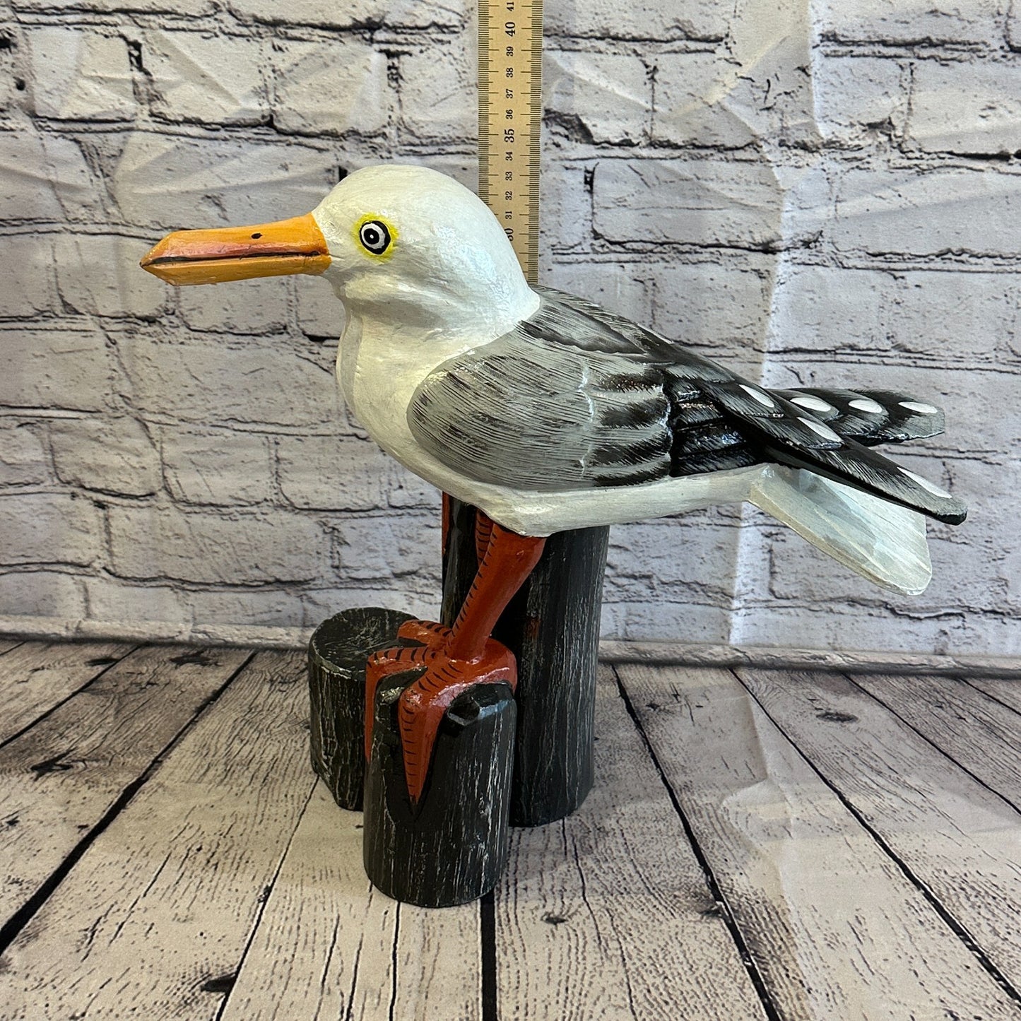 45cm x 35cm Seagull Ornament Wooden Bird Statue Nautical Decor Carved Painted