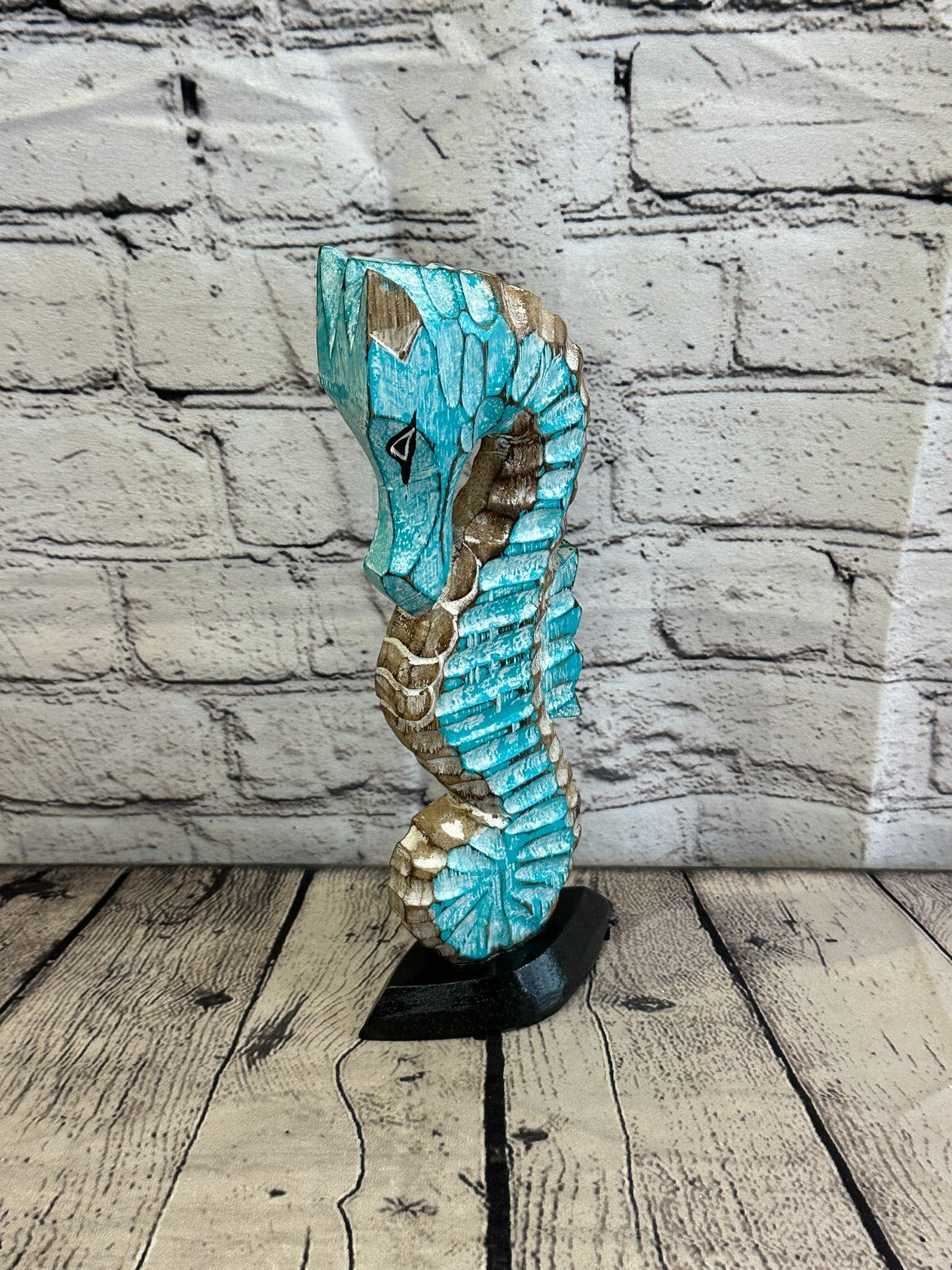 30cm Green Brown Wooden Shabby Seahorse Statue Ornament Fair Trade Handcarved