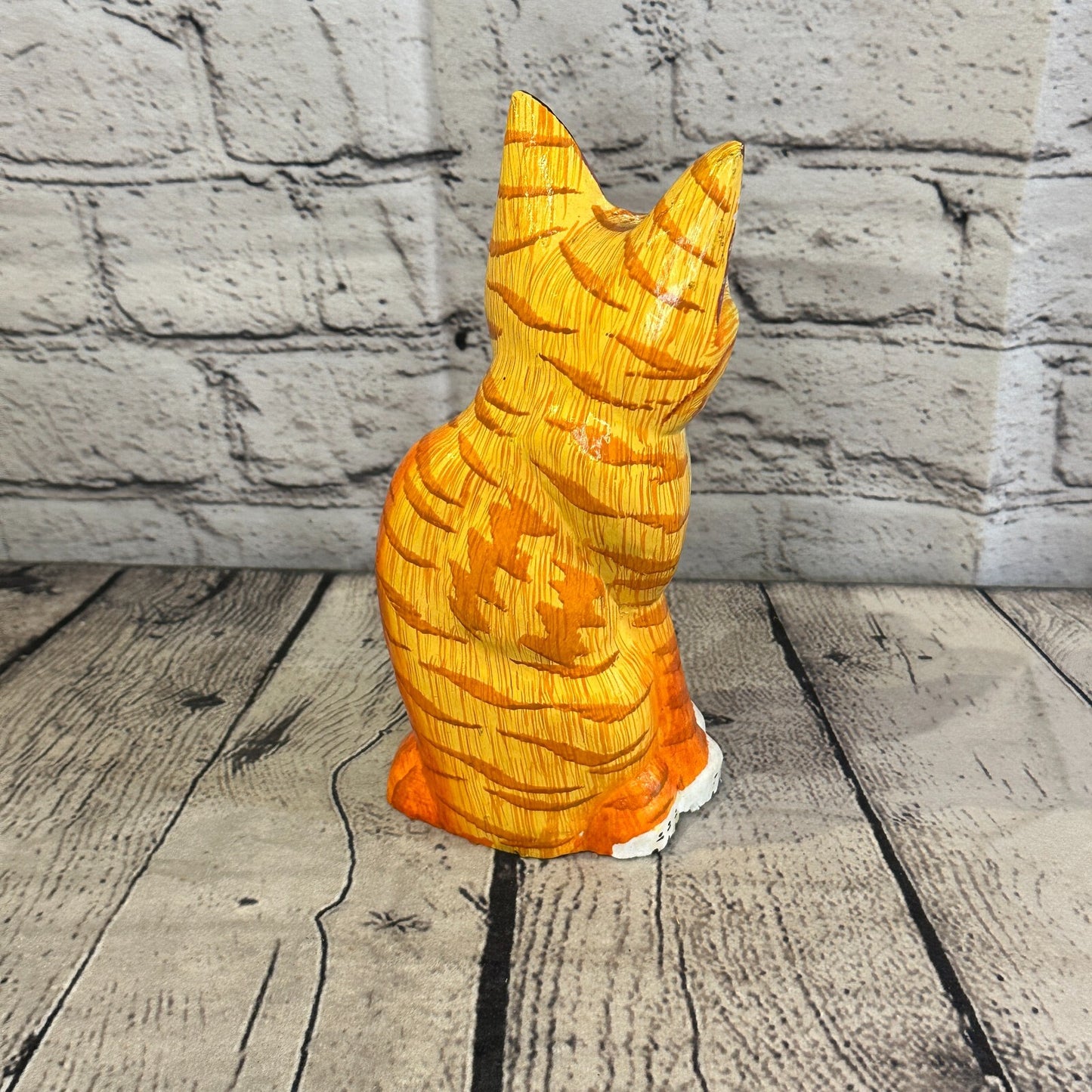 20cm x 10cm Orange Tabby Sitting Style Painted Wooden Hand Carved Cat Wooden