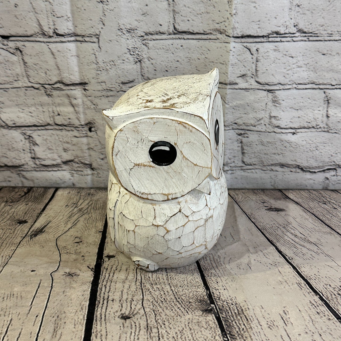 20cm x 15cm White Flower Wooden Shabby Owl Statue Ornament Fair Trade Handcarved