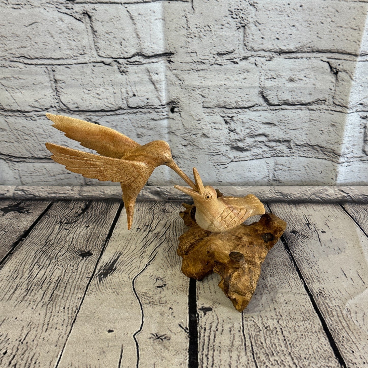 20cm Humming Bird With Baby Mushroom Parasite Ornament Natural Carving Wooden