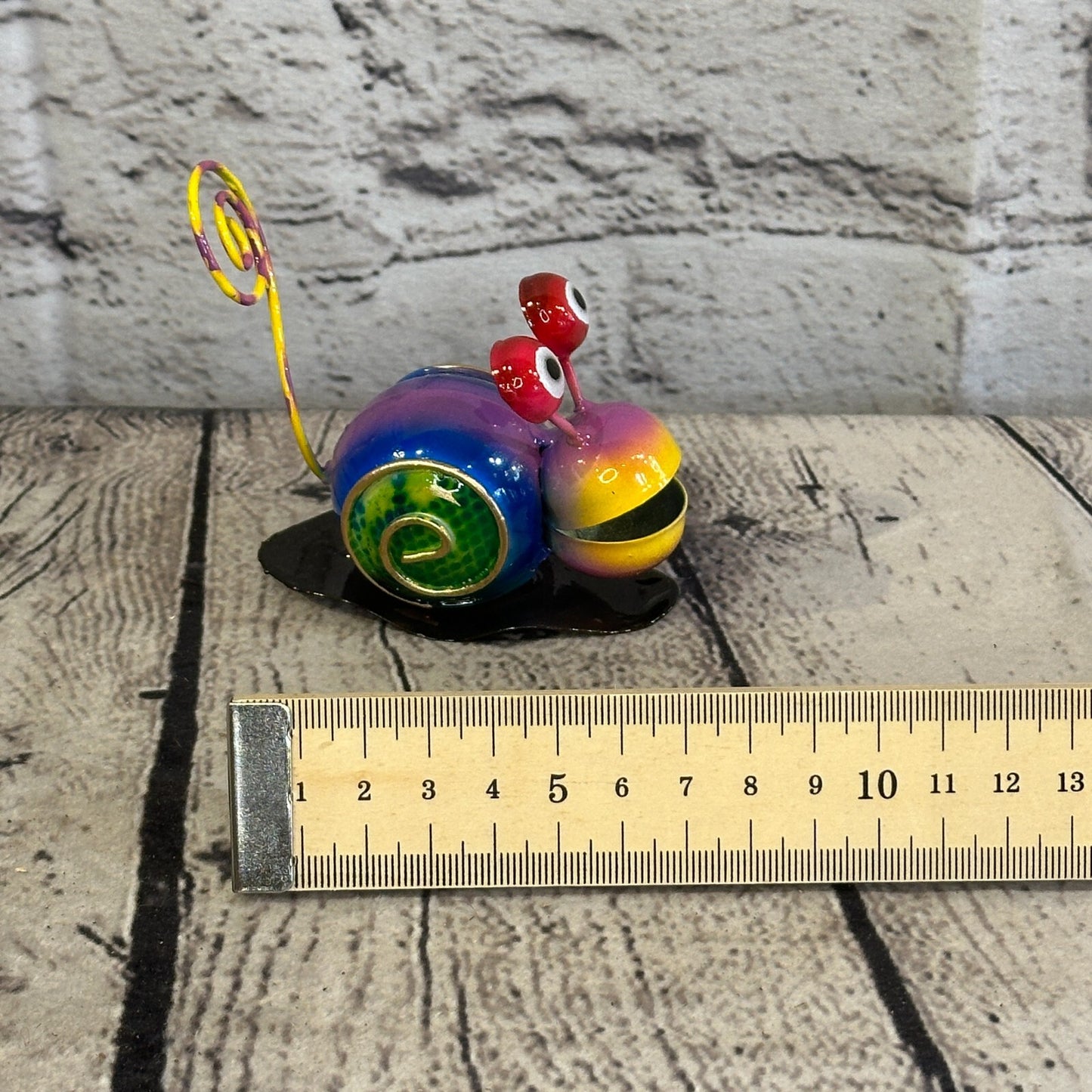 10cm x 7cm Purple Snail Bug Cartoon Postcard Holder Ornament Painted Statue