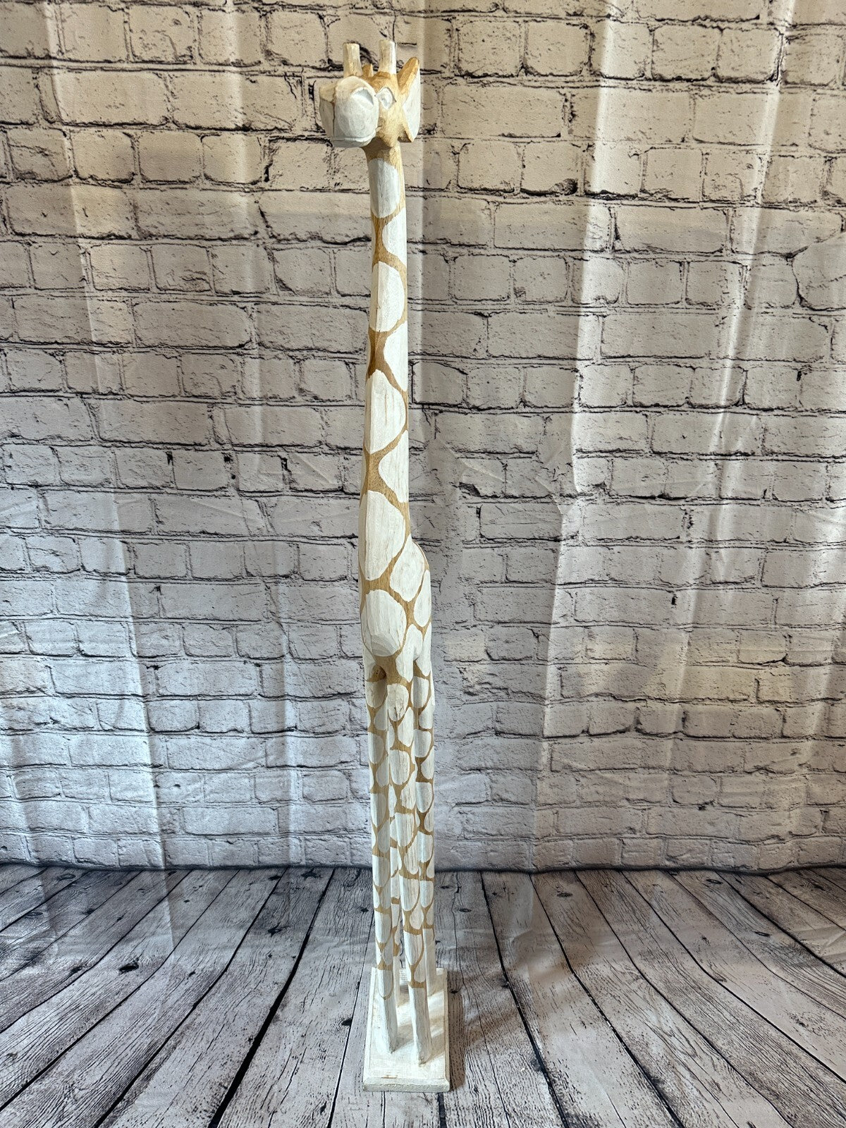 120cm White Dot Painted Wood Giraffe Tall Statue Wood Modern Hand Carved Painted