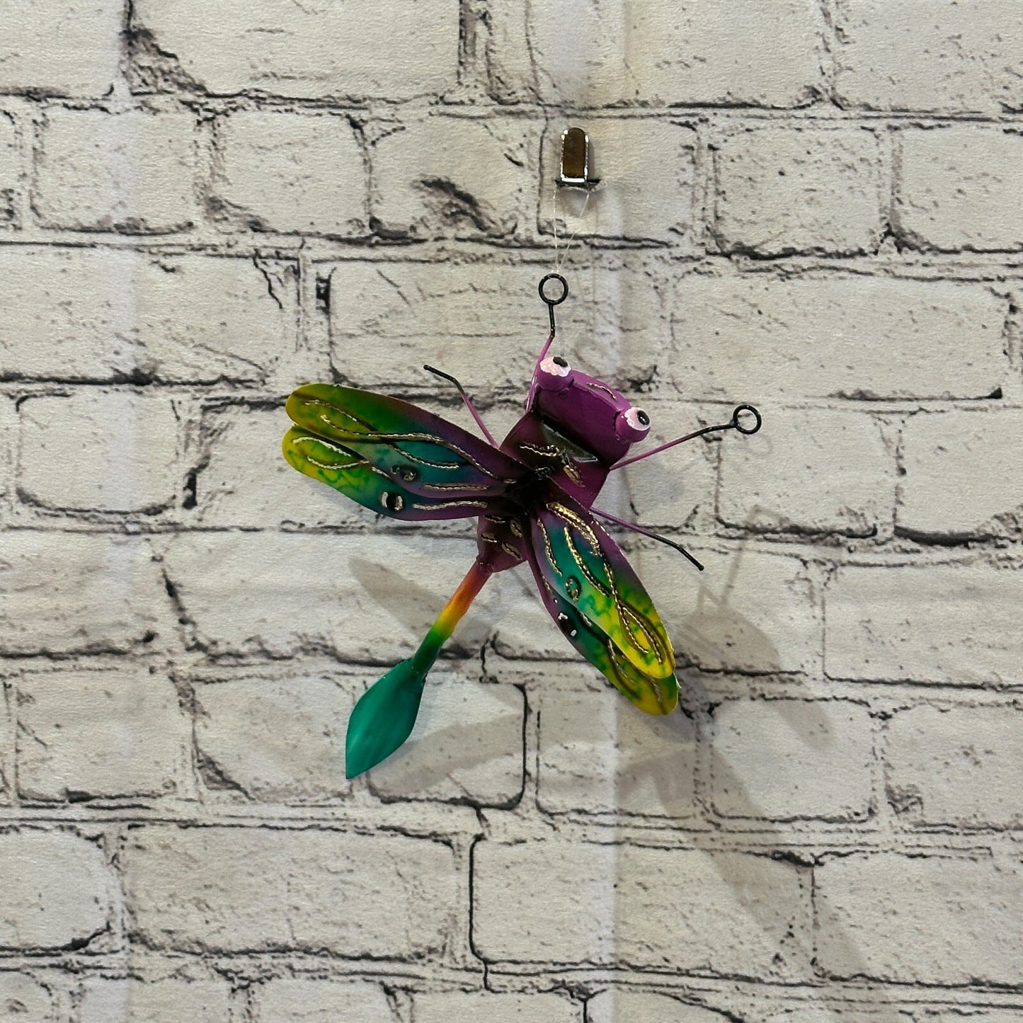 20cm x 15cm Pink Dragonfly Bug Metal Tin Wall Hanging Ornament Painted Statue