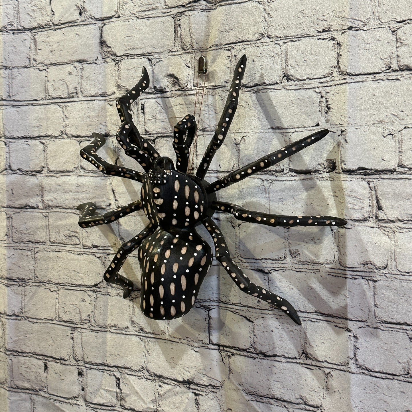 40cm x 35cm Wood Dark Spider Carving Hand Carved Walking Spider Tarantula Statue
