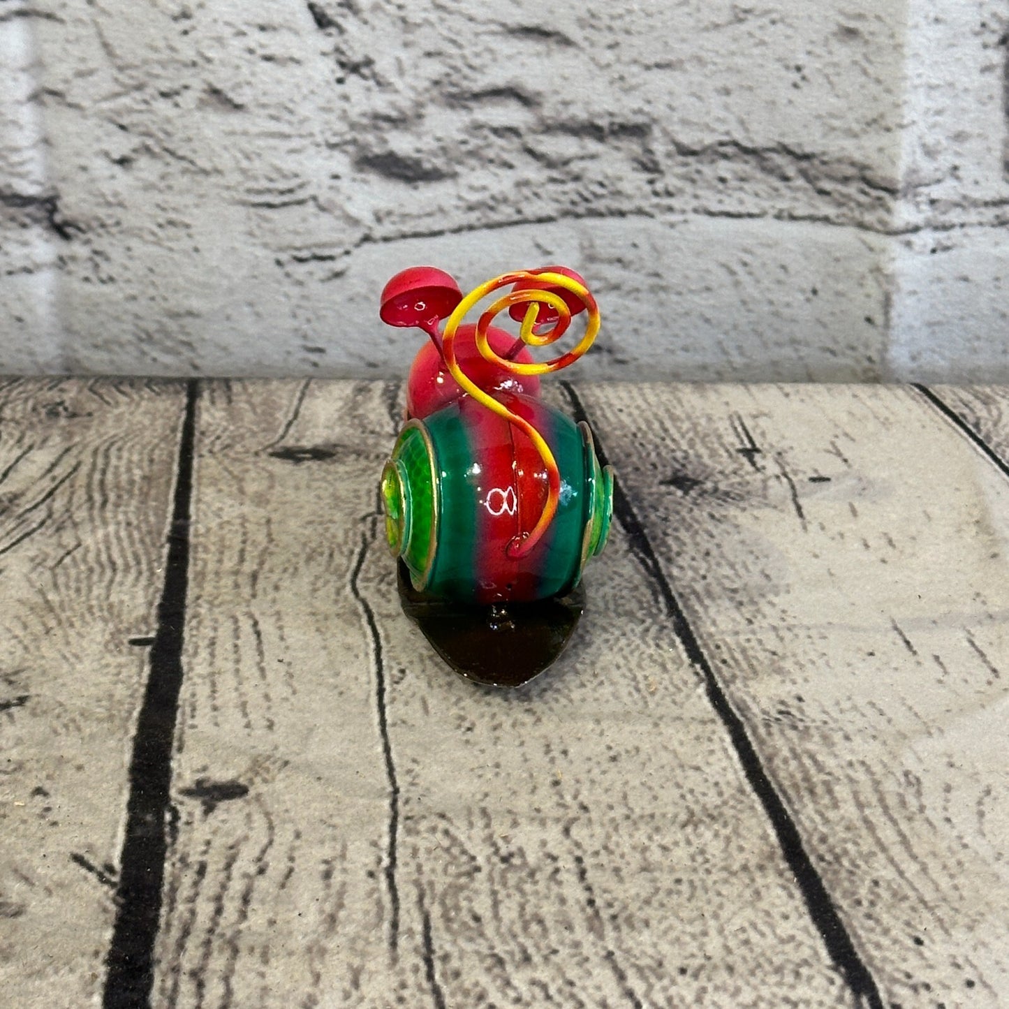10cm x 7cm Pink Snail Bug Cartoon Postcard Holder Ornament Painted Statue