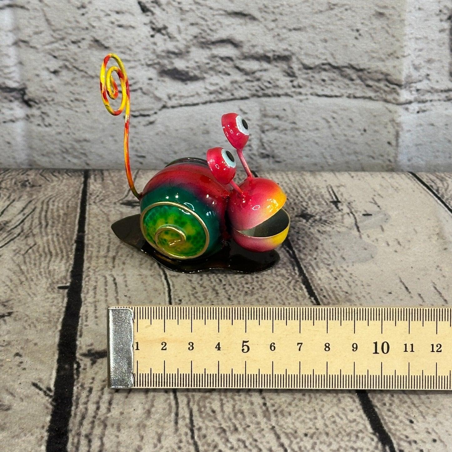 10cm x 7cm Pink Snail Bug Cartoon Postcard Holder Ornament Painted Statue