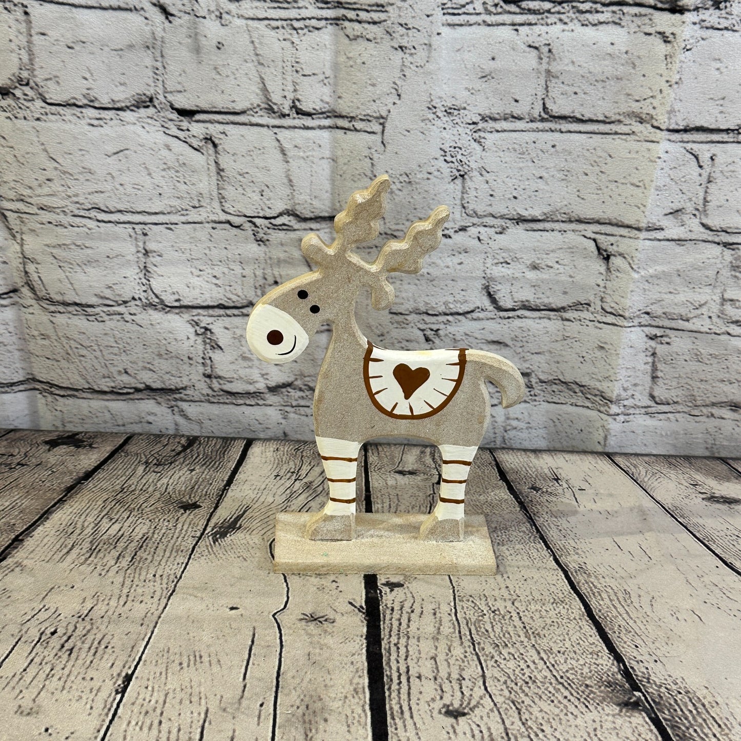 22cm x 14cm Grey Handcrafted Wood Reindeer Xmas Christmas Ornament Antlers
