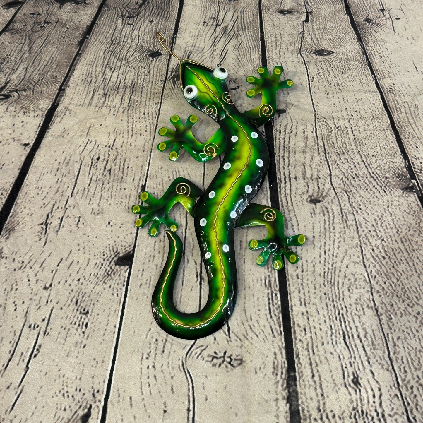 25cm x 12cm Green Gecko Lizard Metal Tin Wall Hanging Ornament Painted Statue