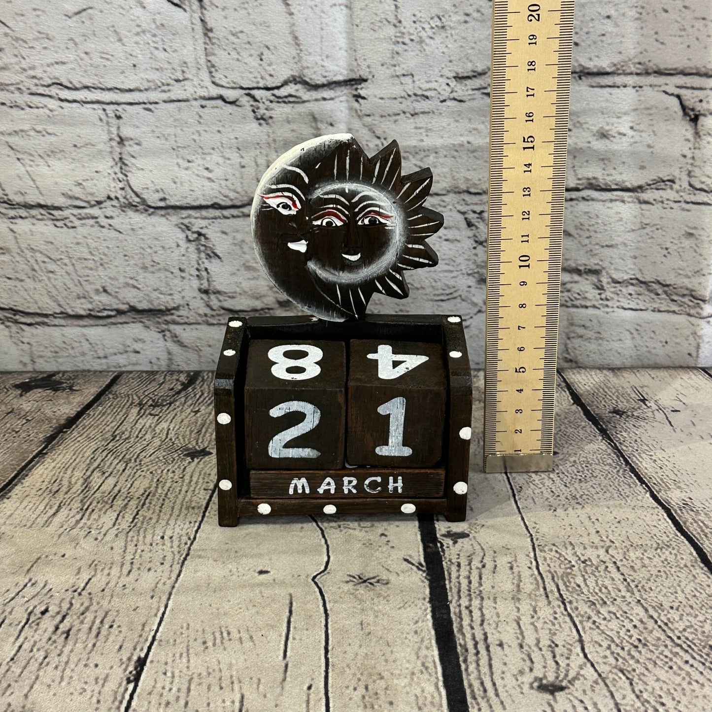 15cm Brown Sun Moon Vintage Style Wooden Perpetual Eternal Calendar Blocks Day