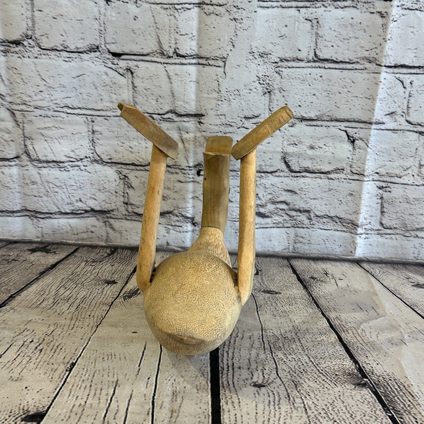25cm x 20cm Wooden Drunk Duck Wine Bottle Holder Vintage Rustic Funny Gift
