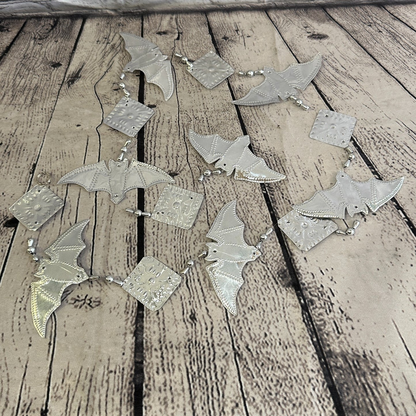 Aluminium Stamped Sitting Bat String Wall Hangings Home Decoration